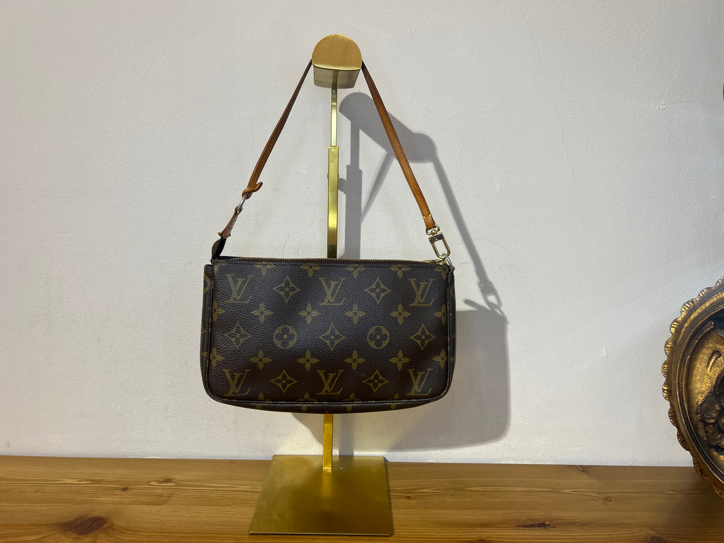 Louis Vuitton Pochette Monogram