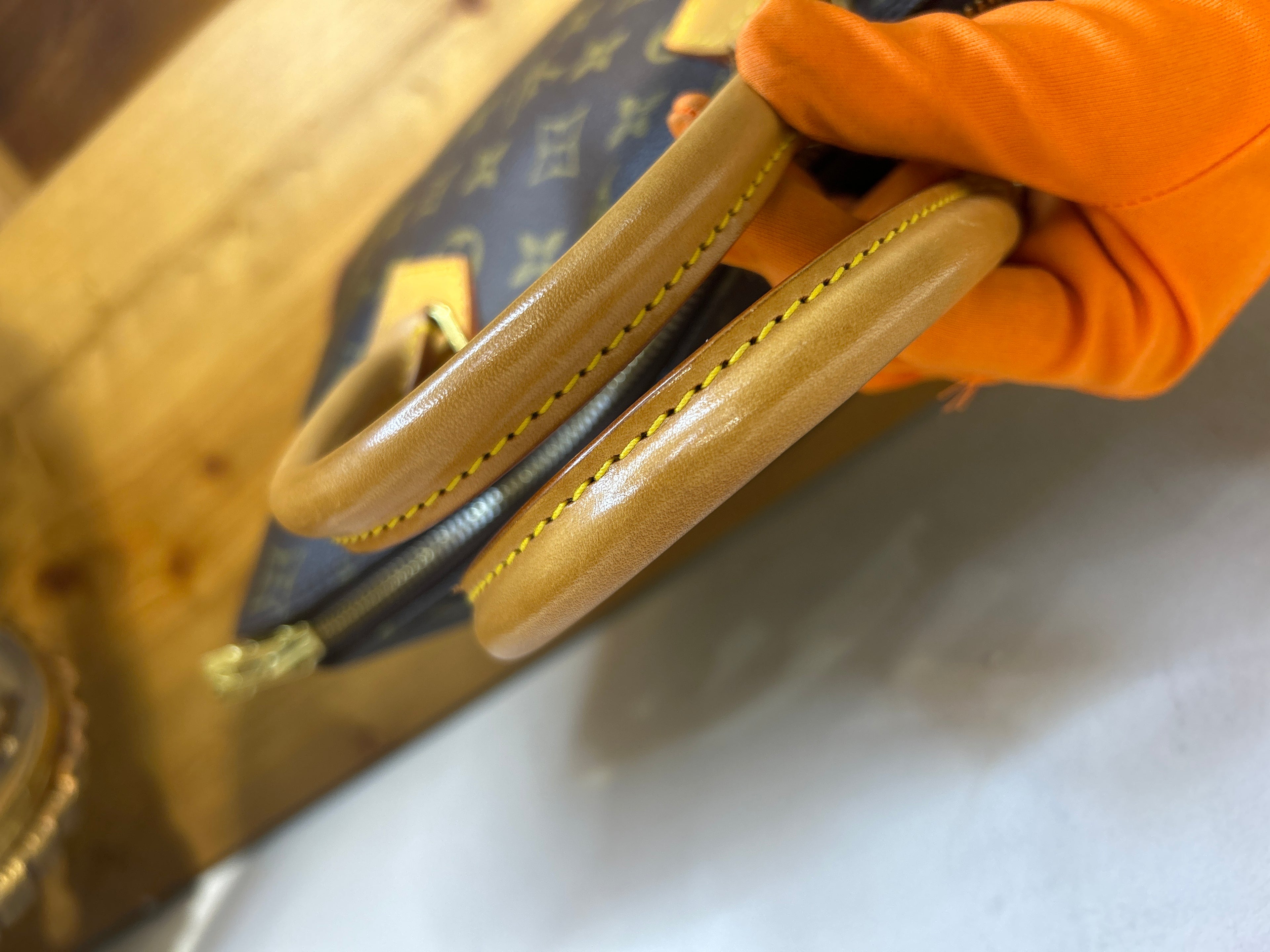 Borsa Louis Vuitton Alma Monogram