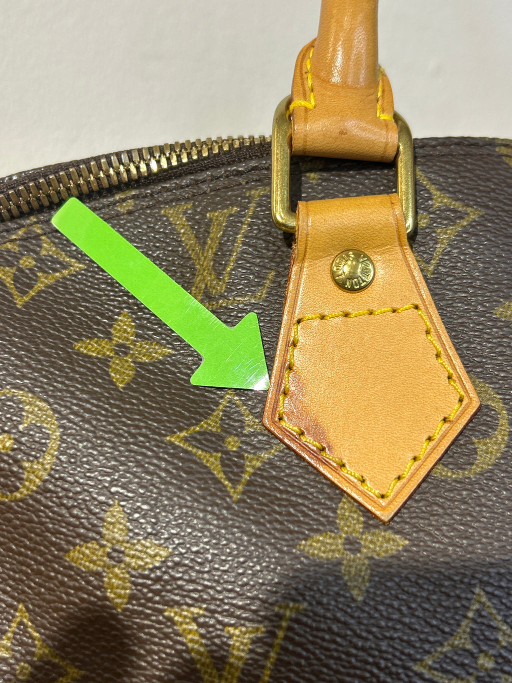 Borsa Louis Vuitton Alma Monogram