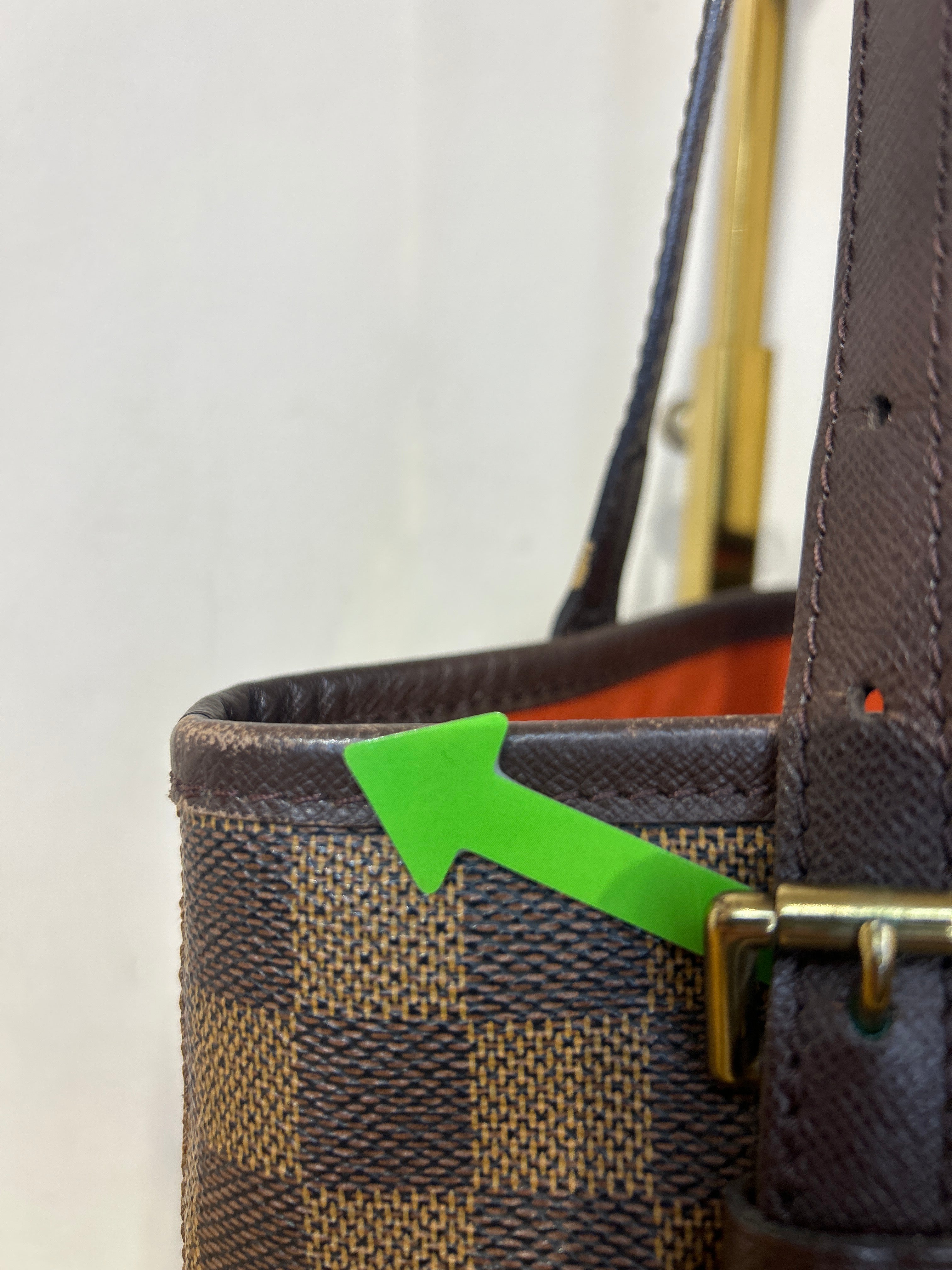 Louis Vuitton Marais