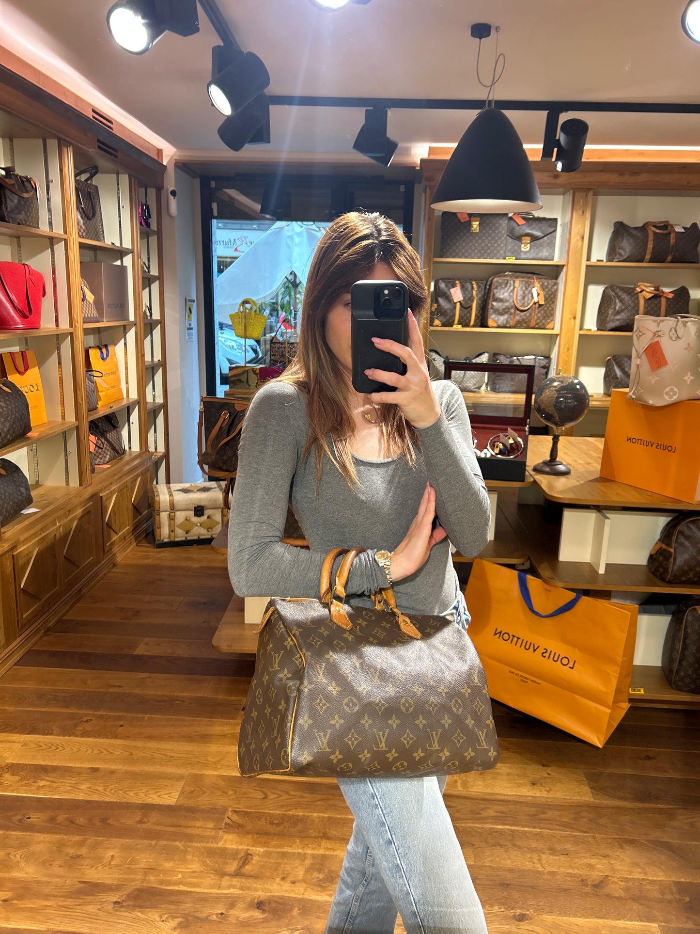 Louis Vuitton Speedy 30