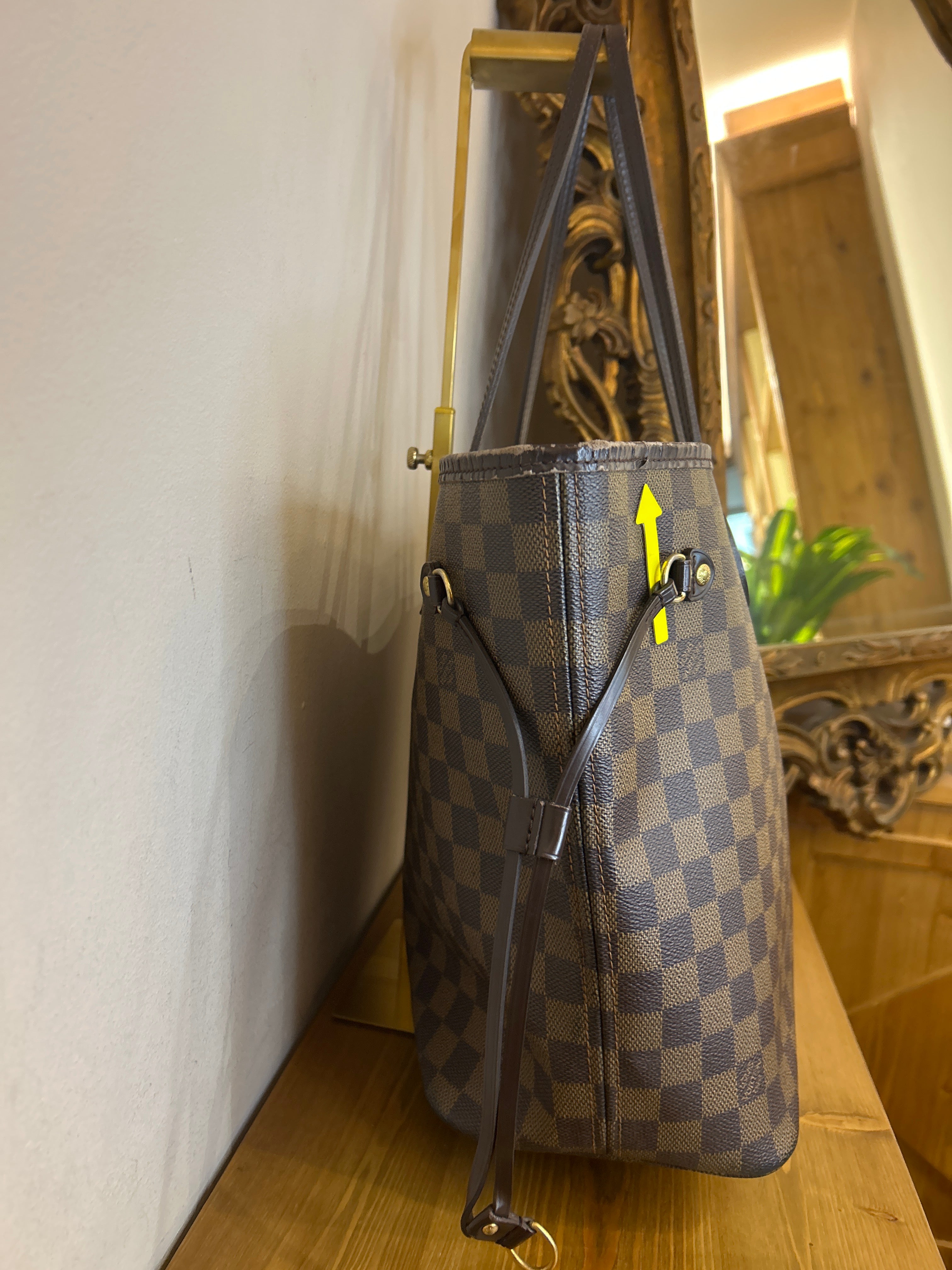 Louis Vuitton Neverfull Damier MM