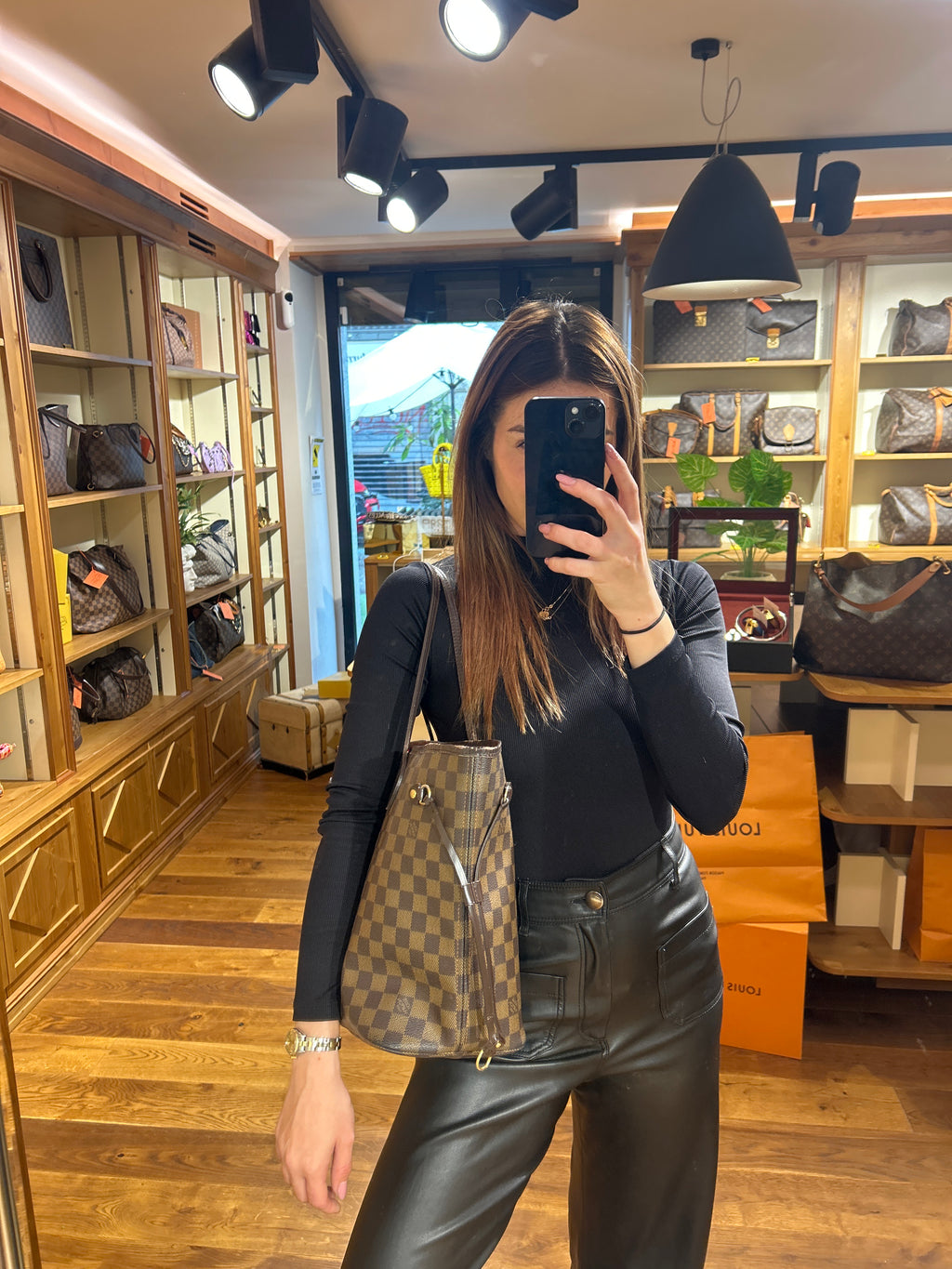 Louis Vuitton Neverfull Damier MM