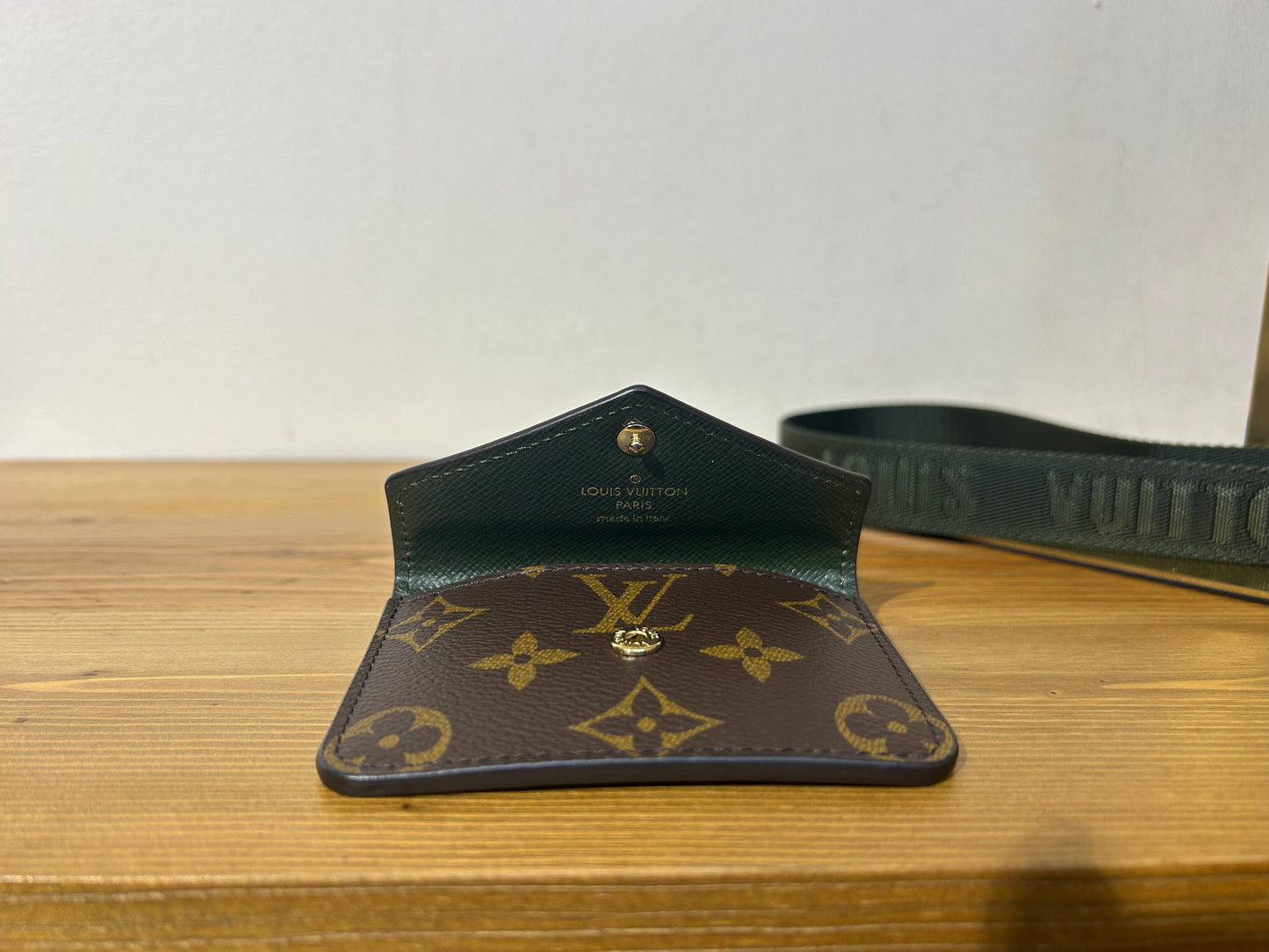 Louis Vuitton Pochette Crossbody