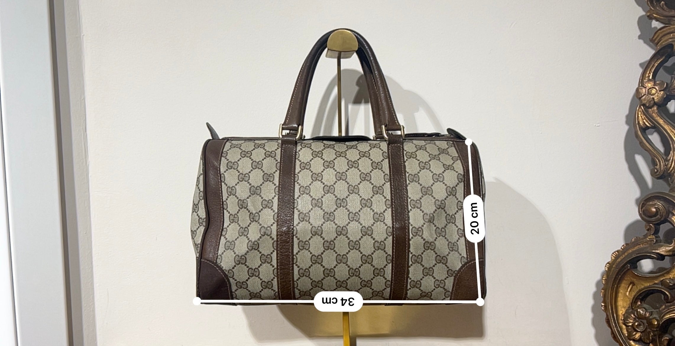 BAULETTO GUCCI SUPREME