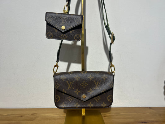 Louis Vuitton Pochette Crossbody
