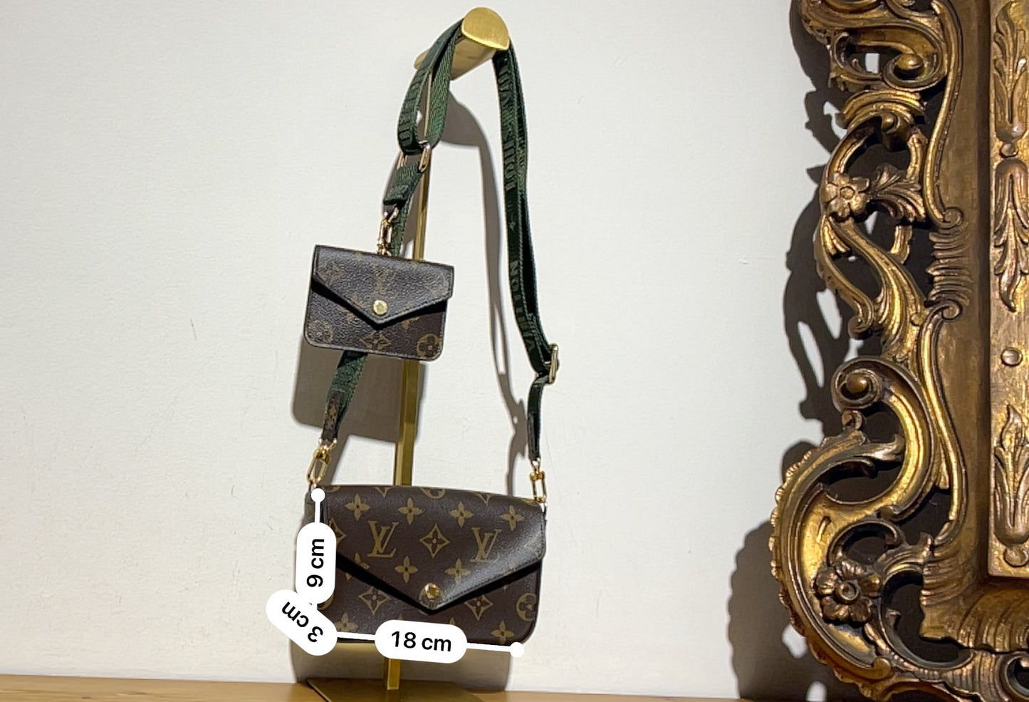 Louis Vuitton Pochette Crossbody