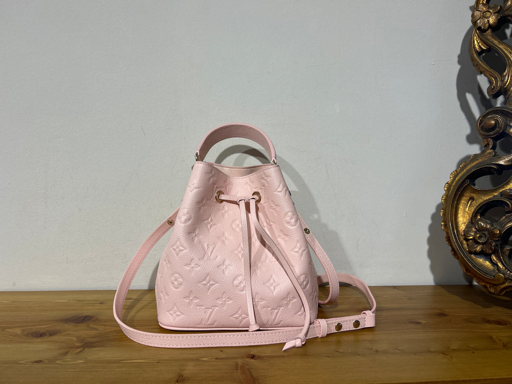 Louis Vuitton Neo Noè BB