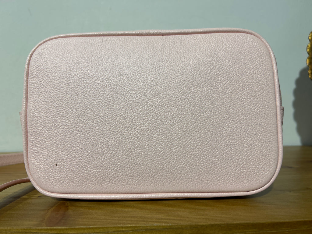 Louis Vuitton Neo Noè BB