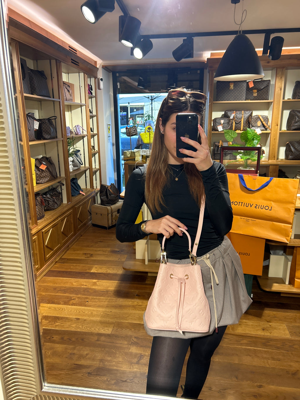 Louis Vuitton Neo Noè BB