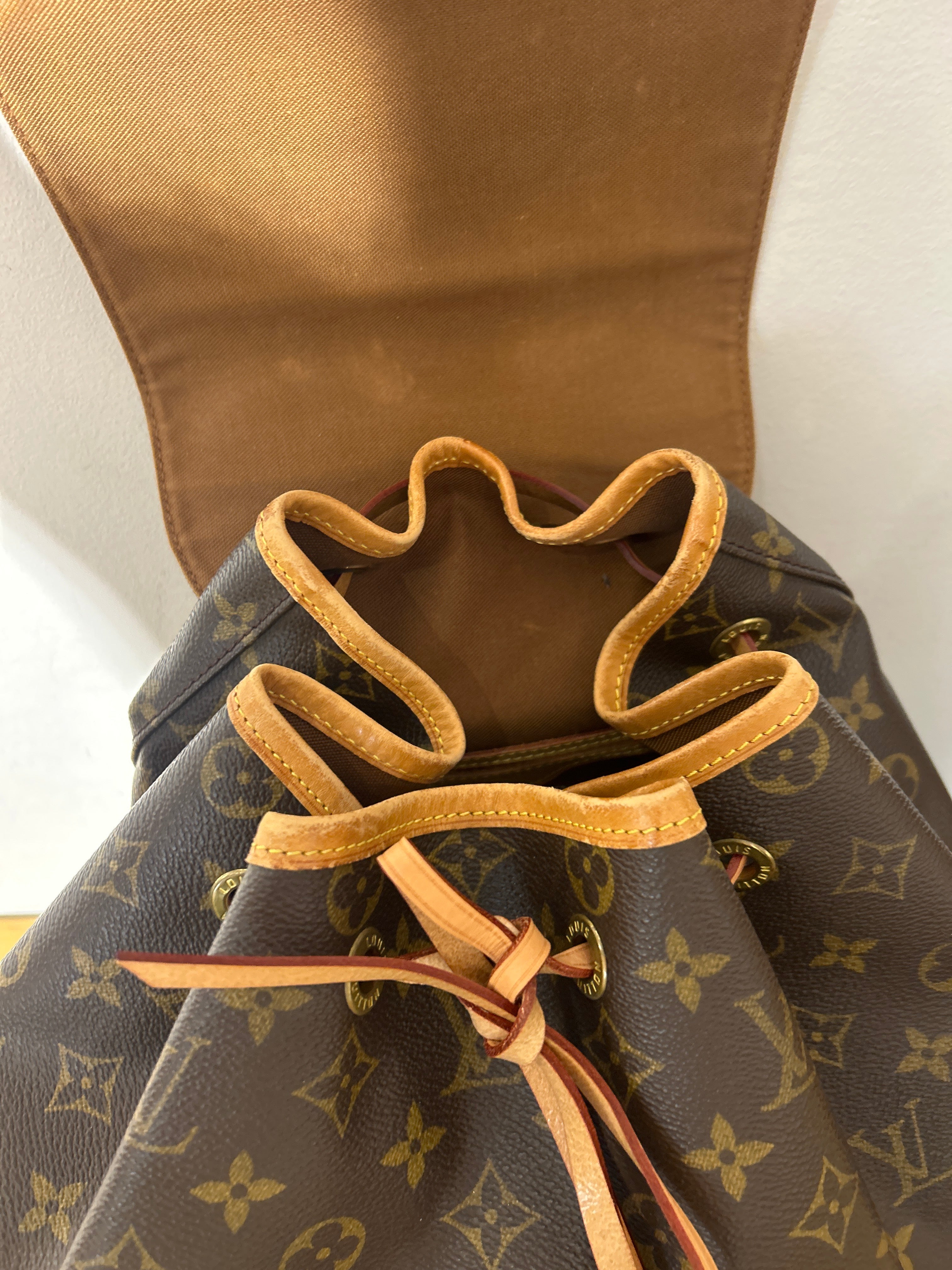 Louis Vuitton Montsouris GM