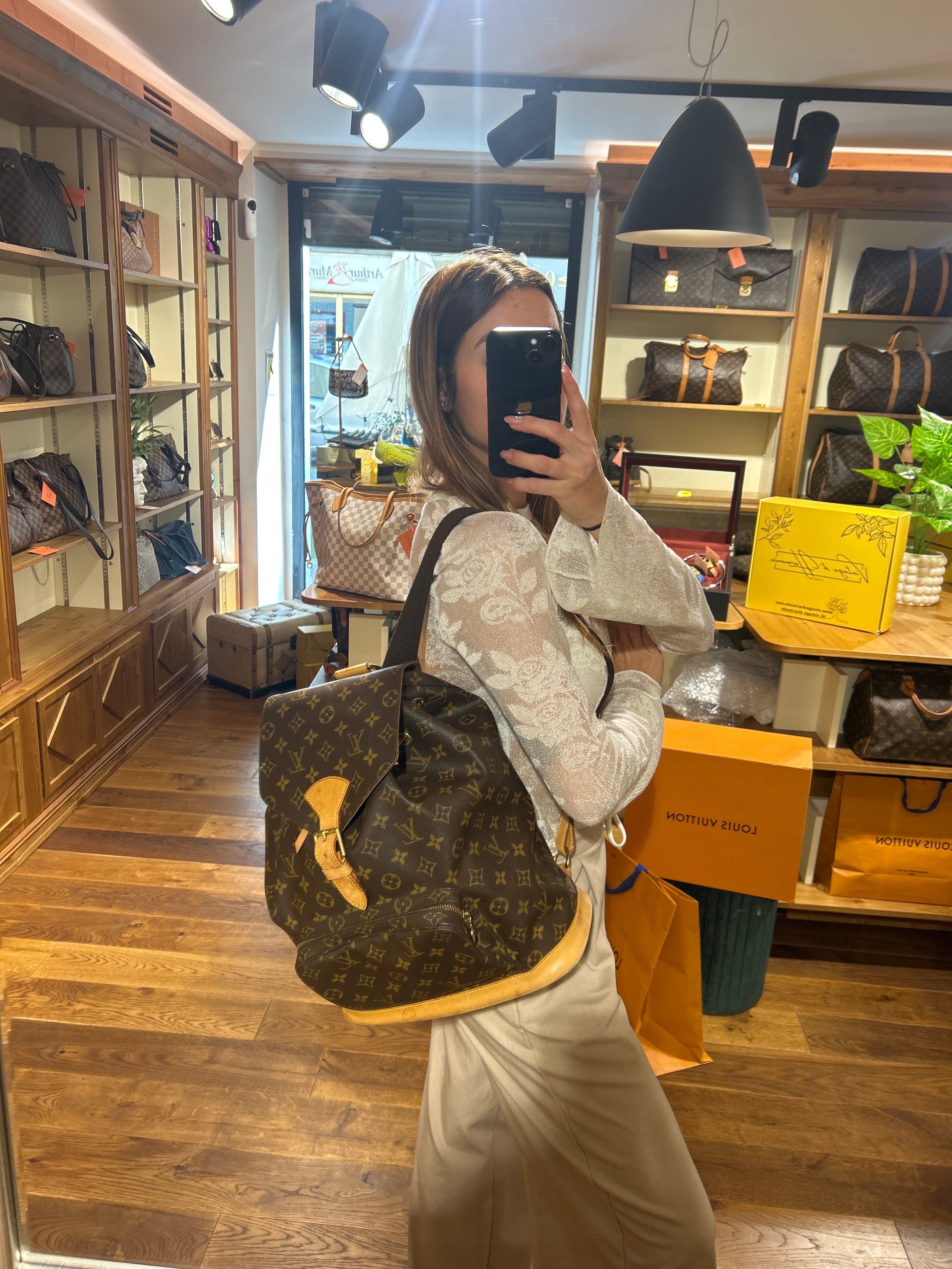 Louis Vuitton Montsouris GM