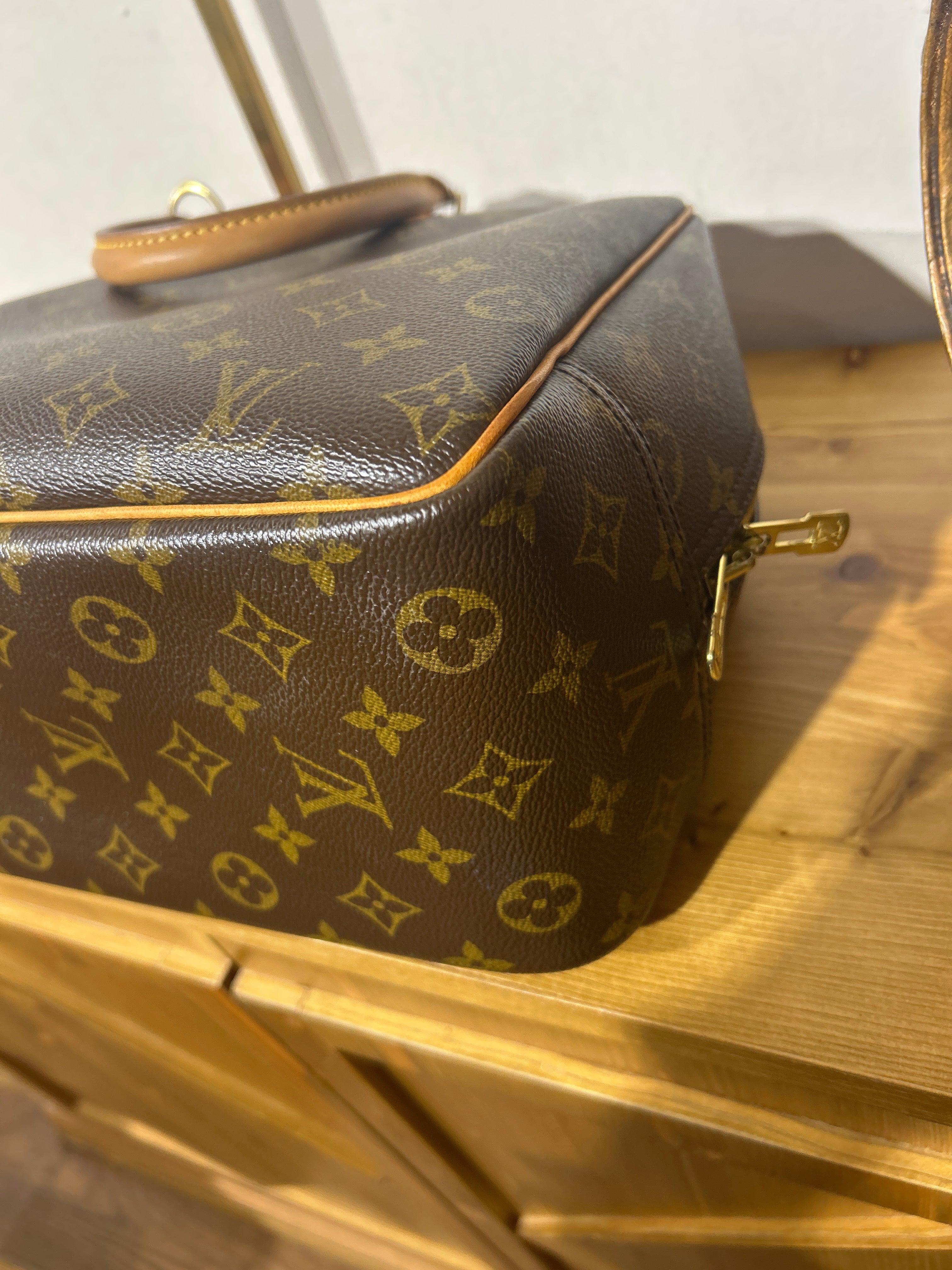 Louis Vuitton Deauville