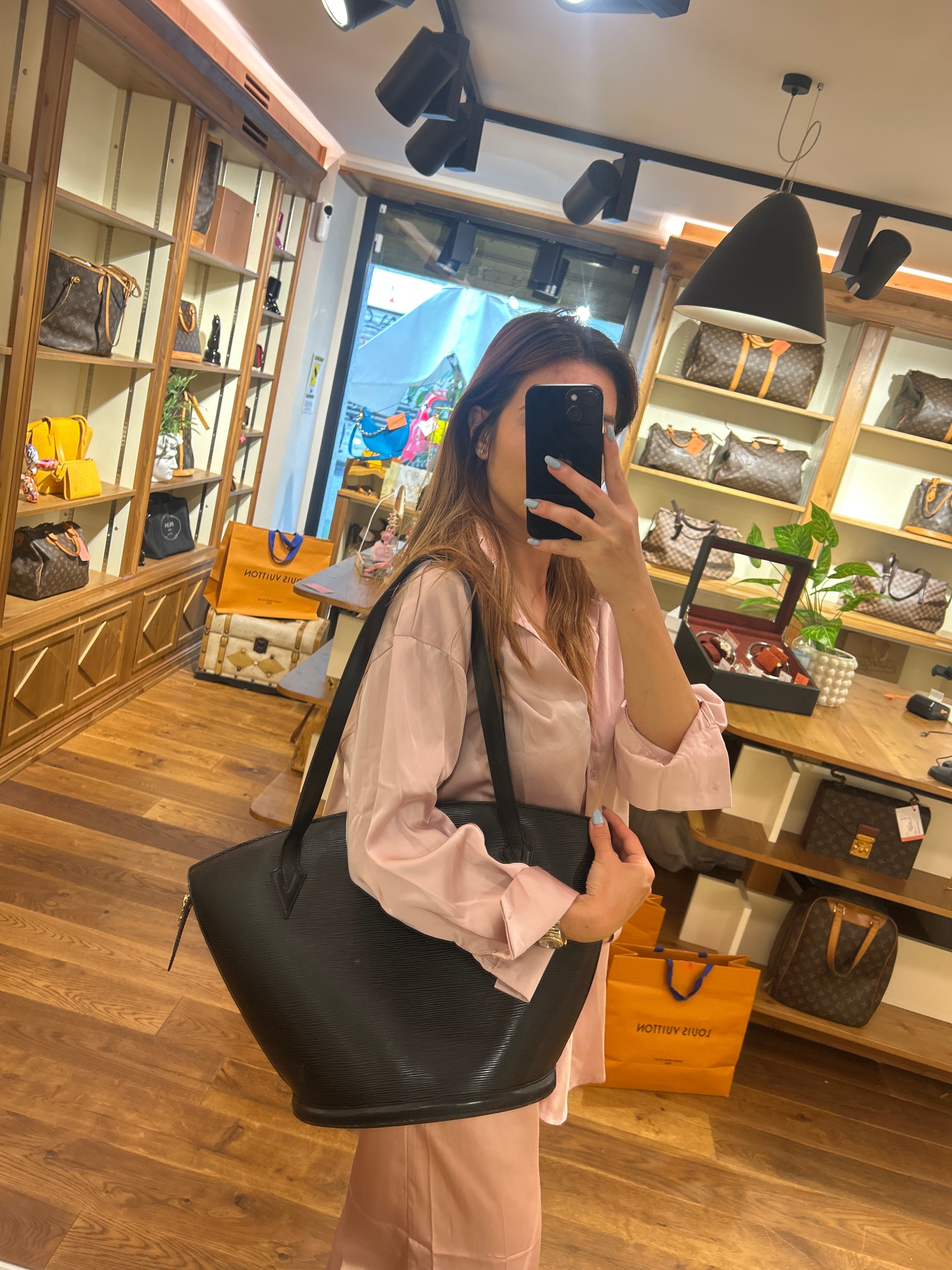 Louis Vuitton Epi Saint Jacques Shopping