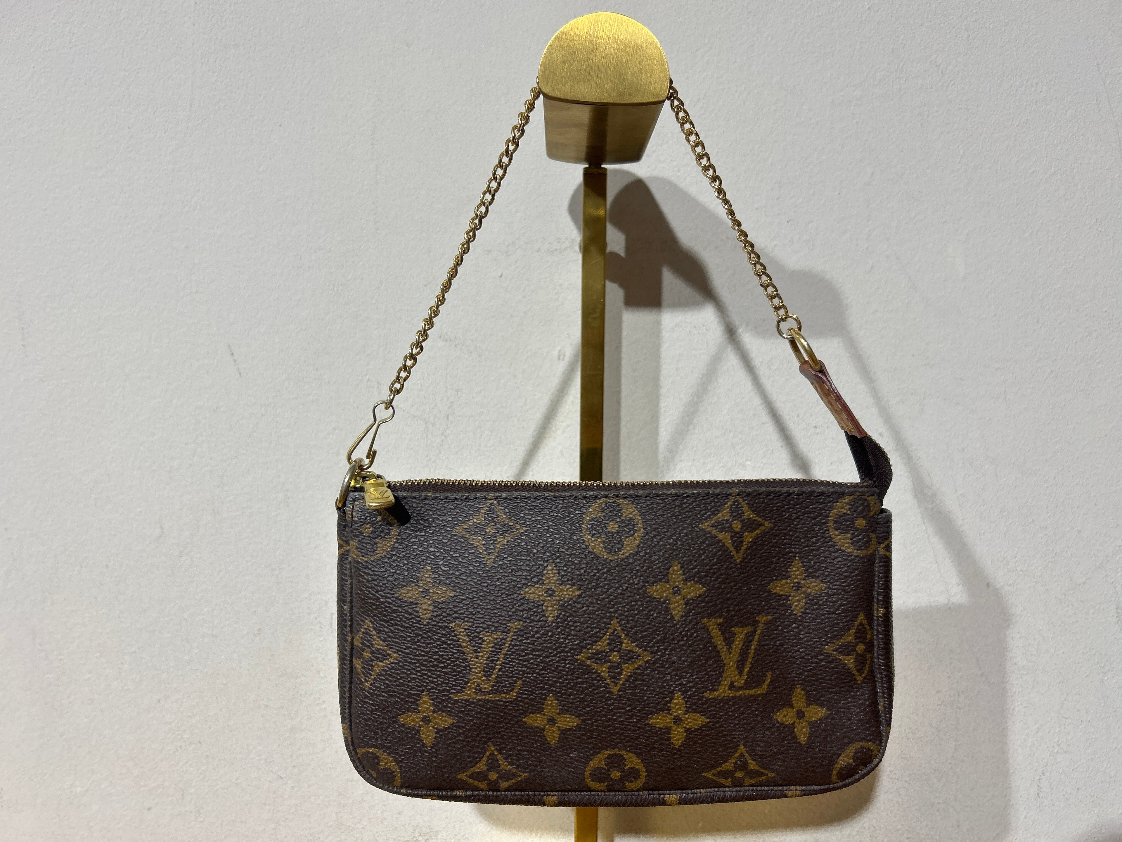 Louis Vuitton Mini Pochette Monogram