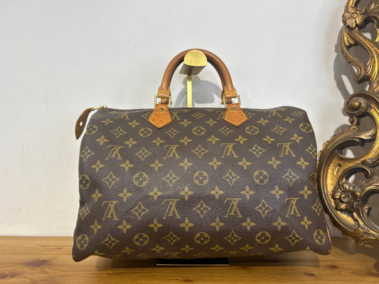 Louis Vuitton Speedy 35