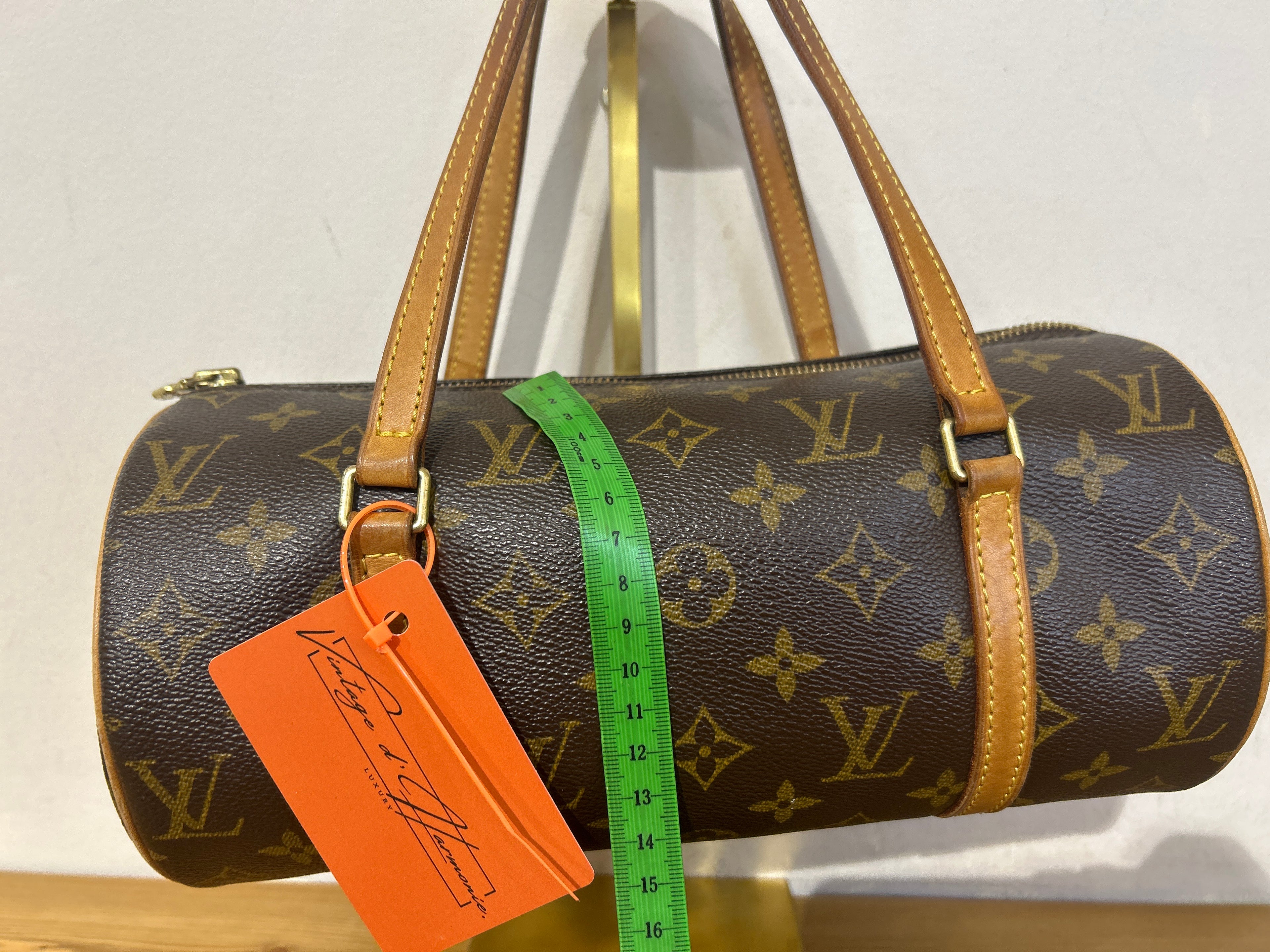Louis Vuitton Papillon 26 Monogram