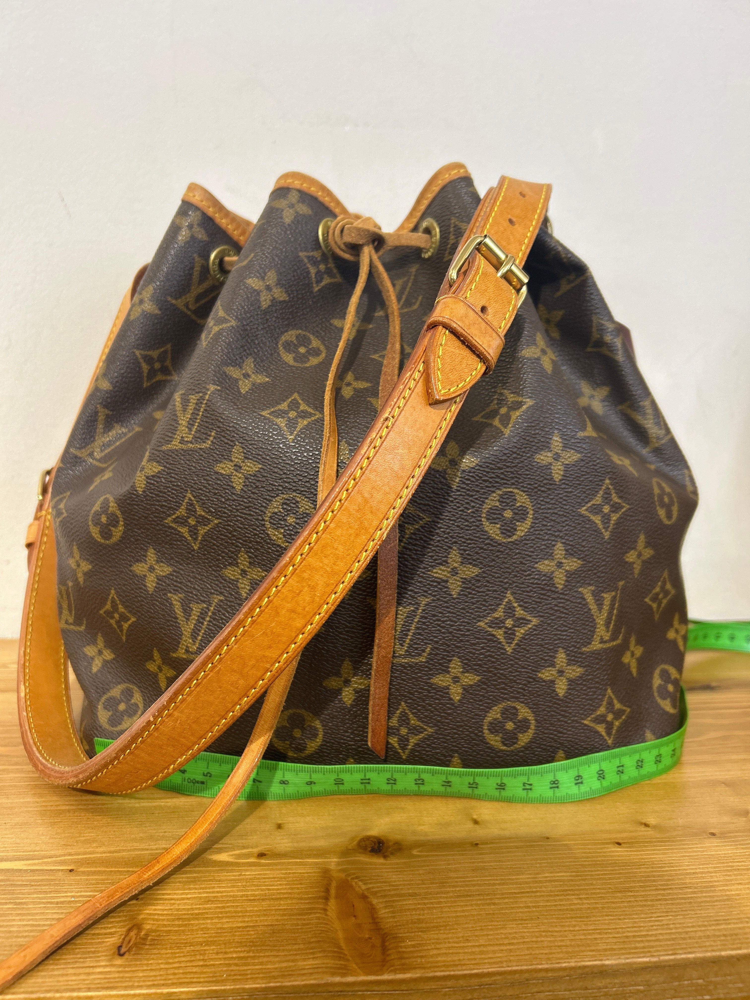 Louis Vuitton Petit Noè
