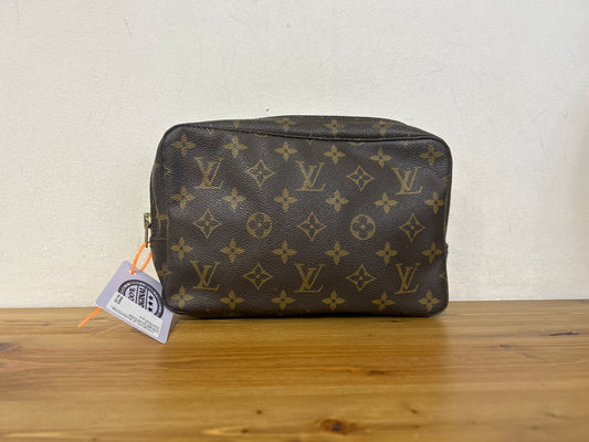 Louis Vuitton Trousse 23