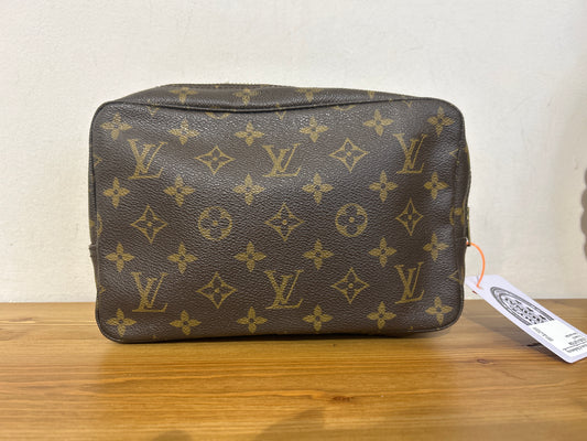 Louis Vuitton Trousse 23
