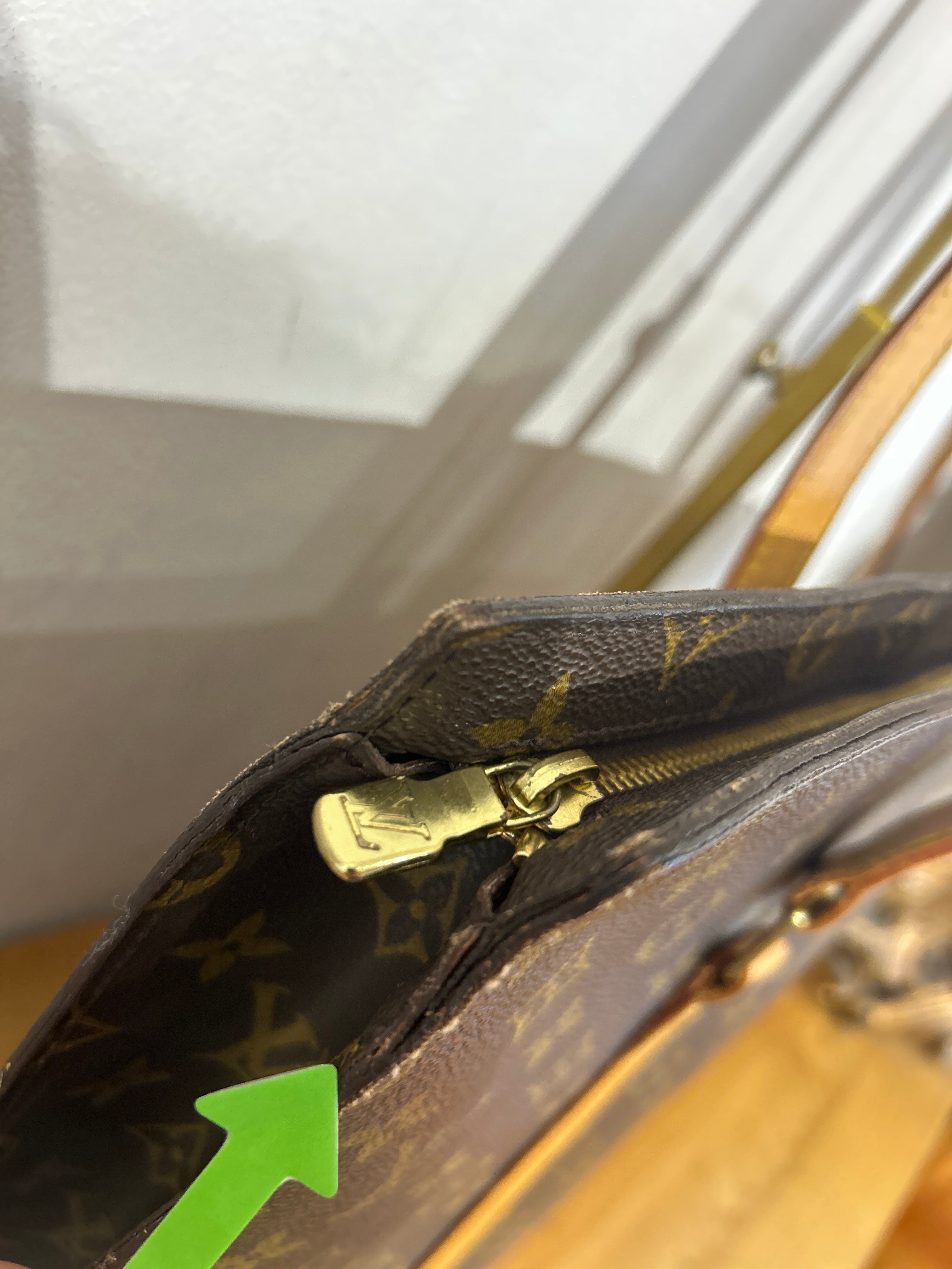 Louis Vuitton Babylone