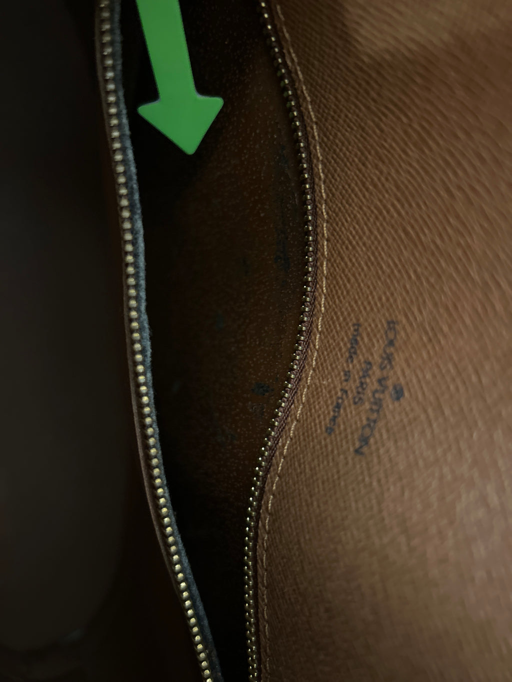 Louis Vuitton Babylone