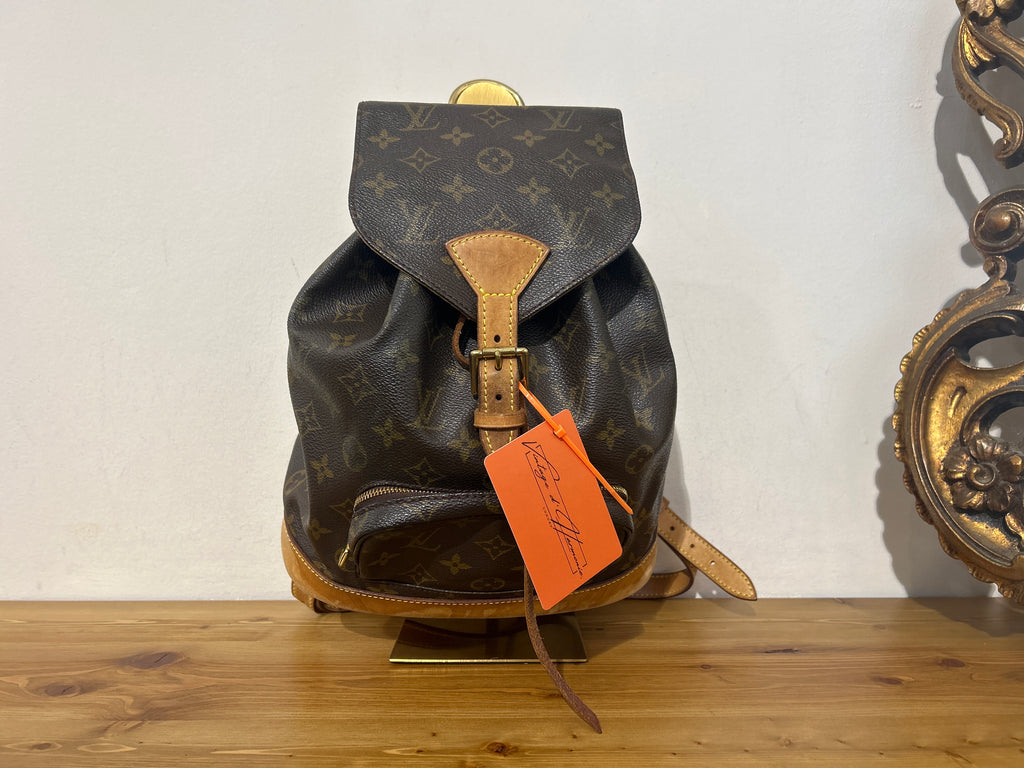 Louis Vuitton Montsouris MM