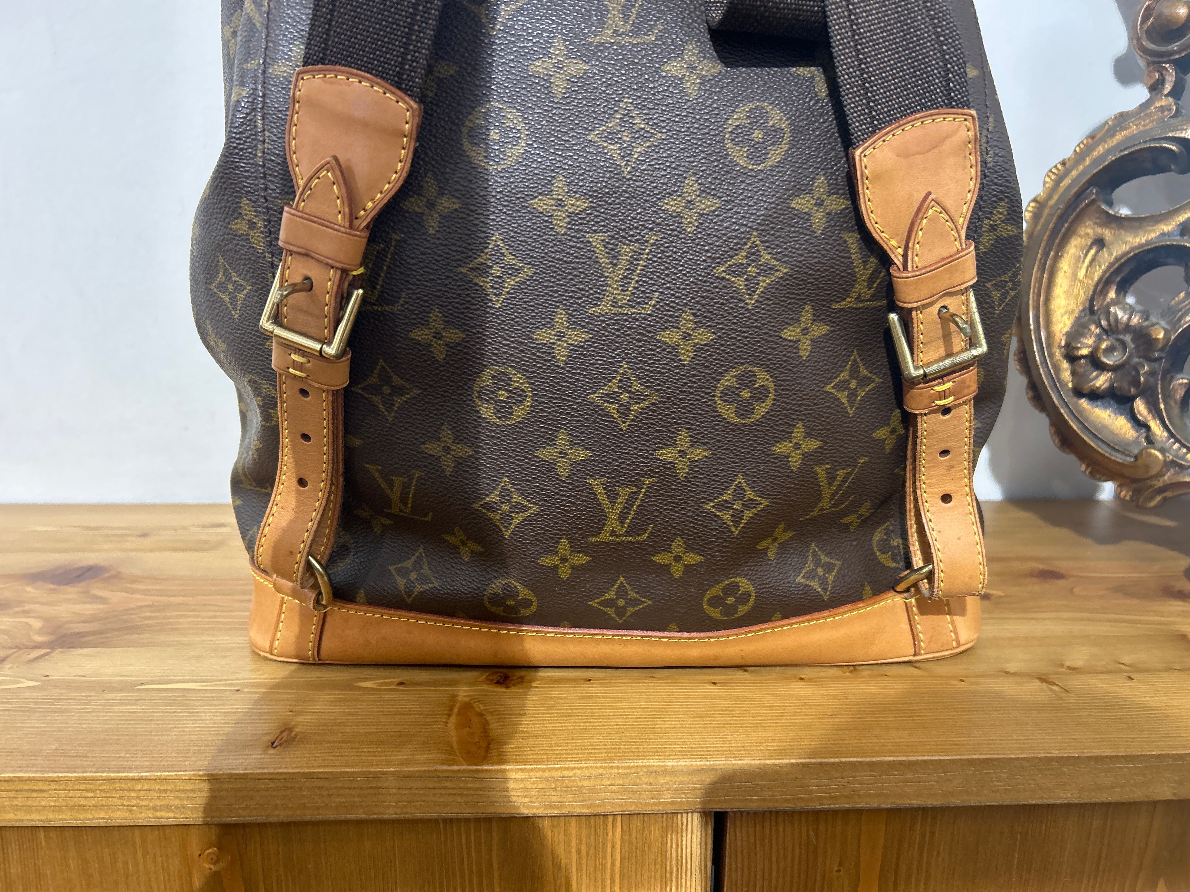 Louis Vuitton Montsouris GM