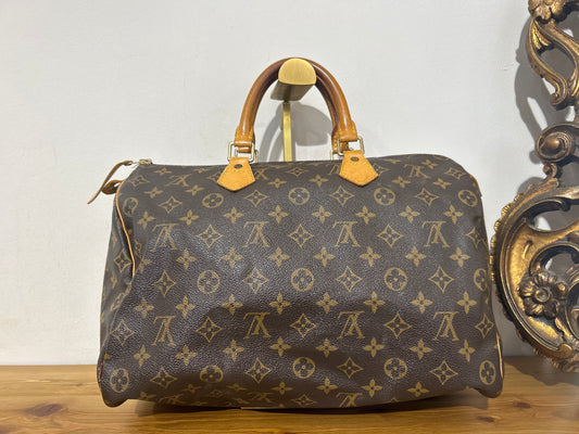 Louis Vuitton Speedy 35
