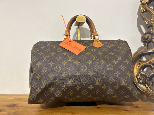 Louis Vuitton Speedy 35