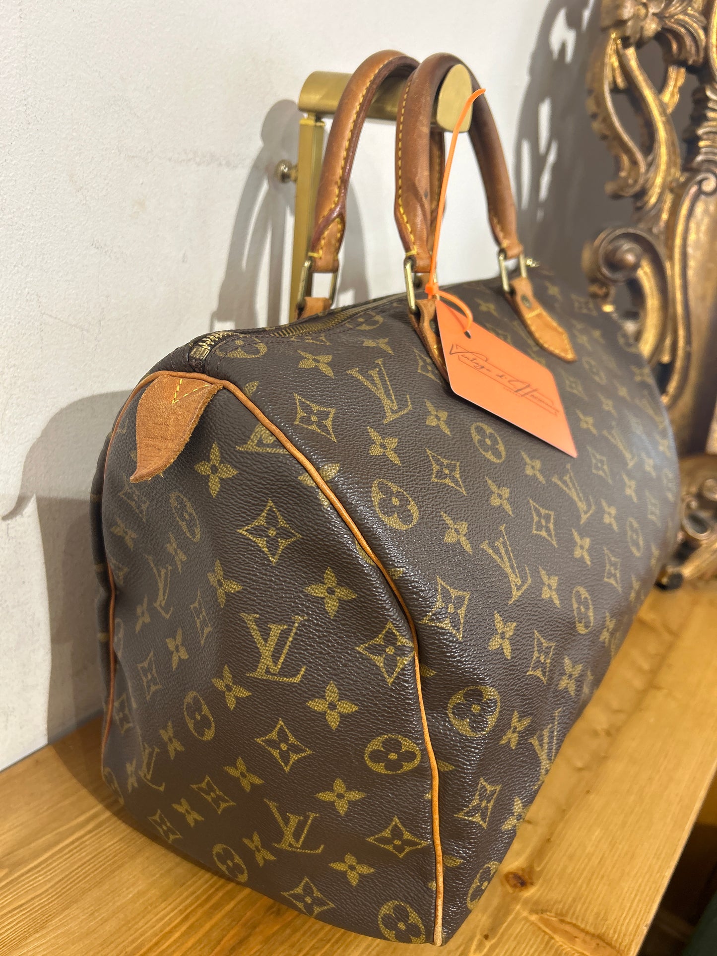 Louis Vuitton Speedy 35