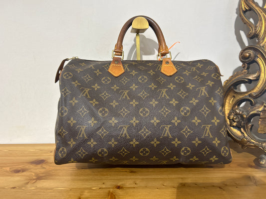 Louis Vuitton Speedy 35
