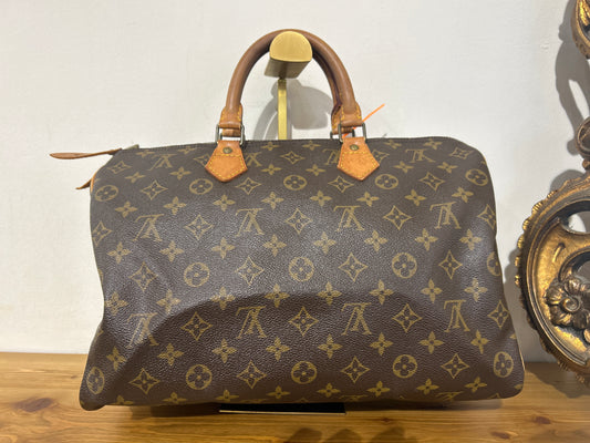 Louis Vuitton Speedy 35