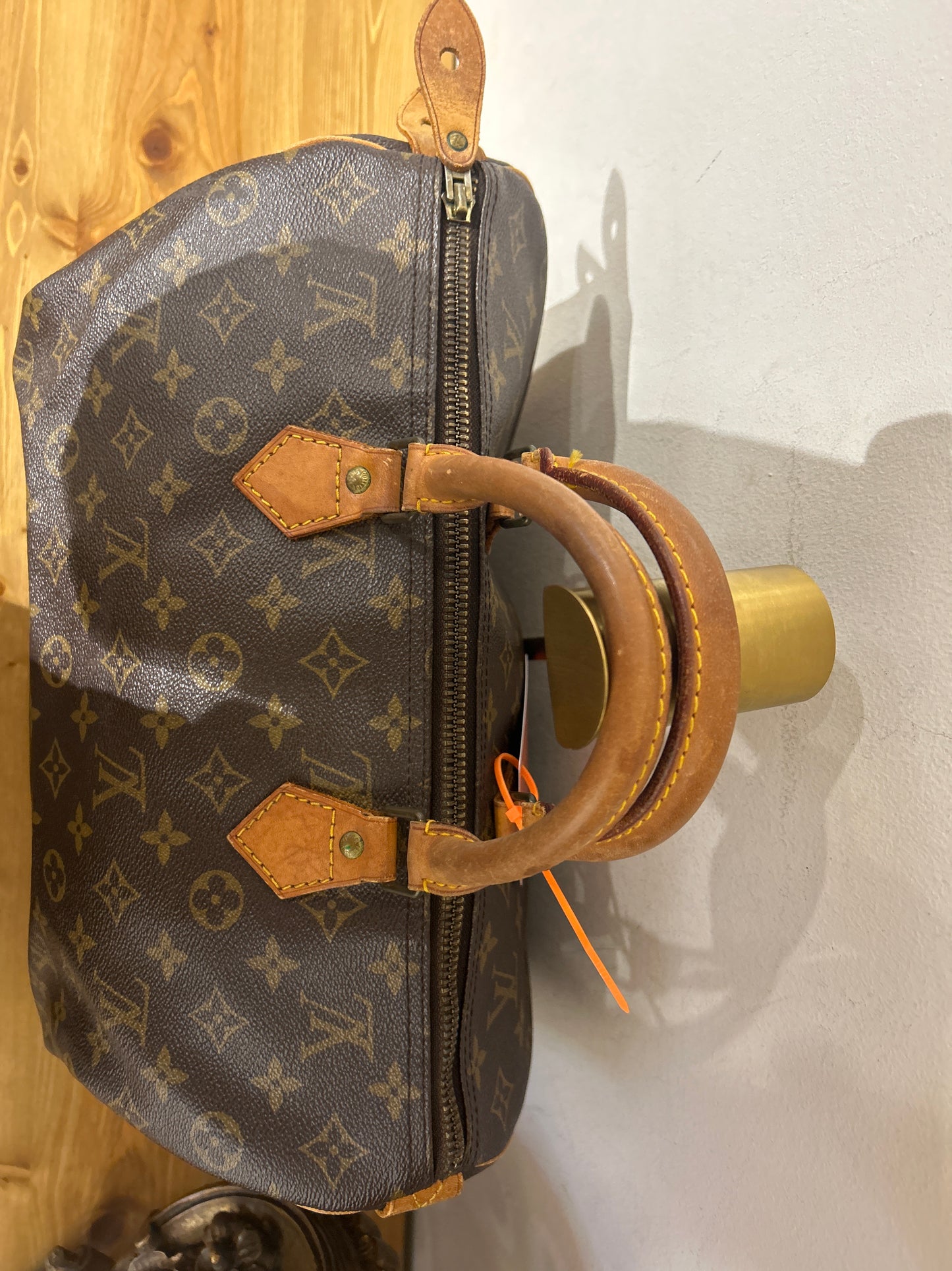 Louis Vuitton Speedy 35