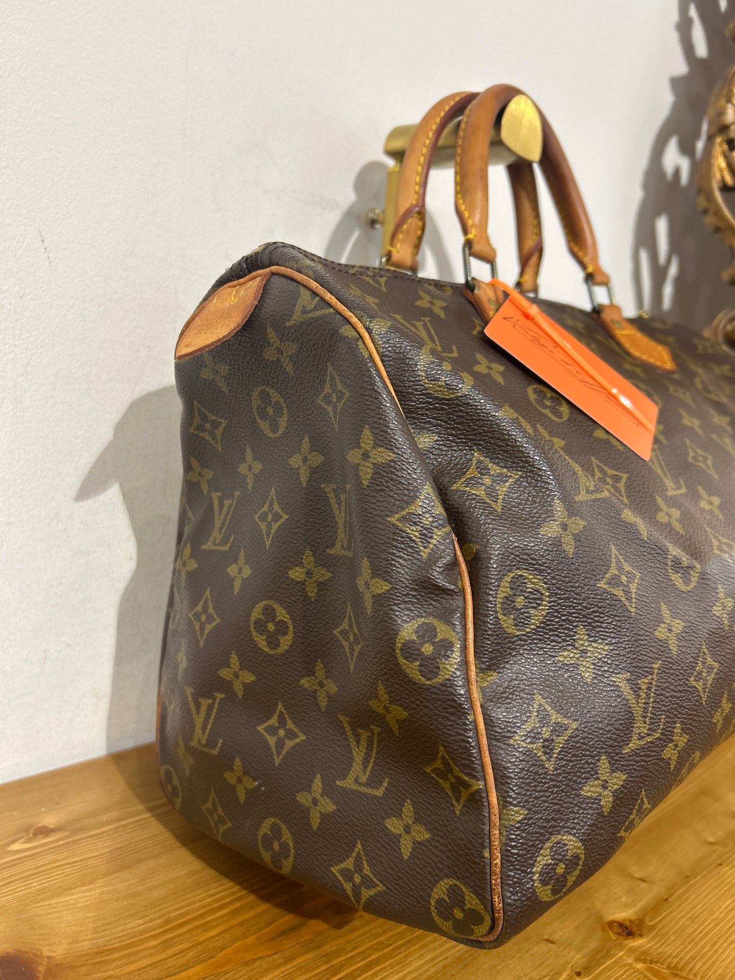 Louis Vuitton Speedy 35