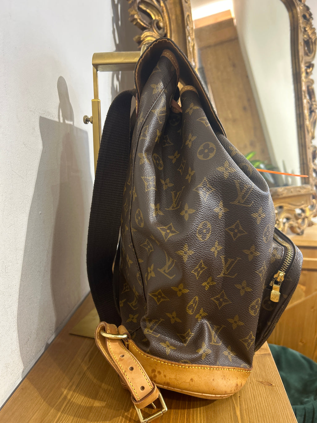 Louis Vuitton Montsouris GM