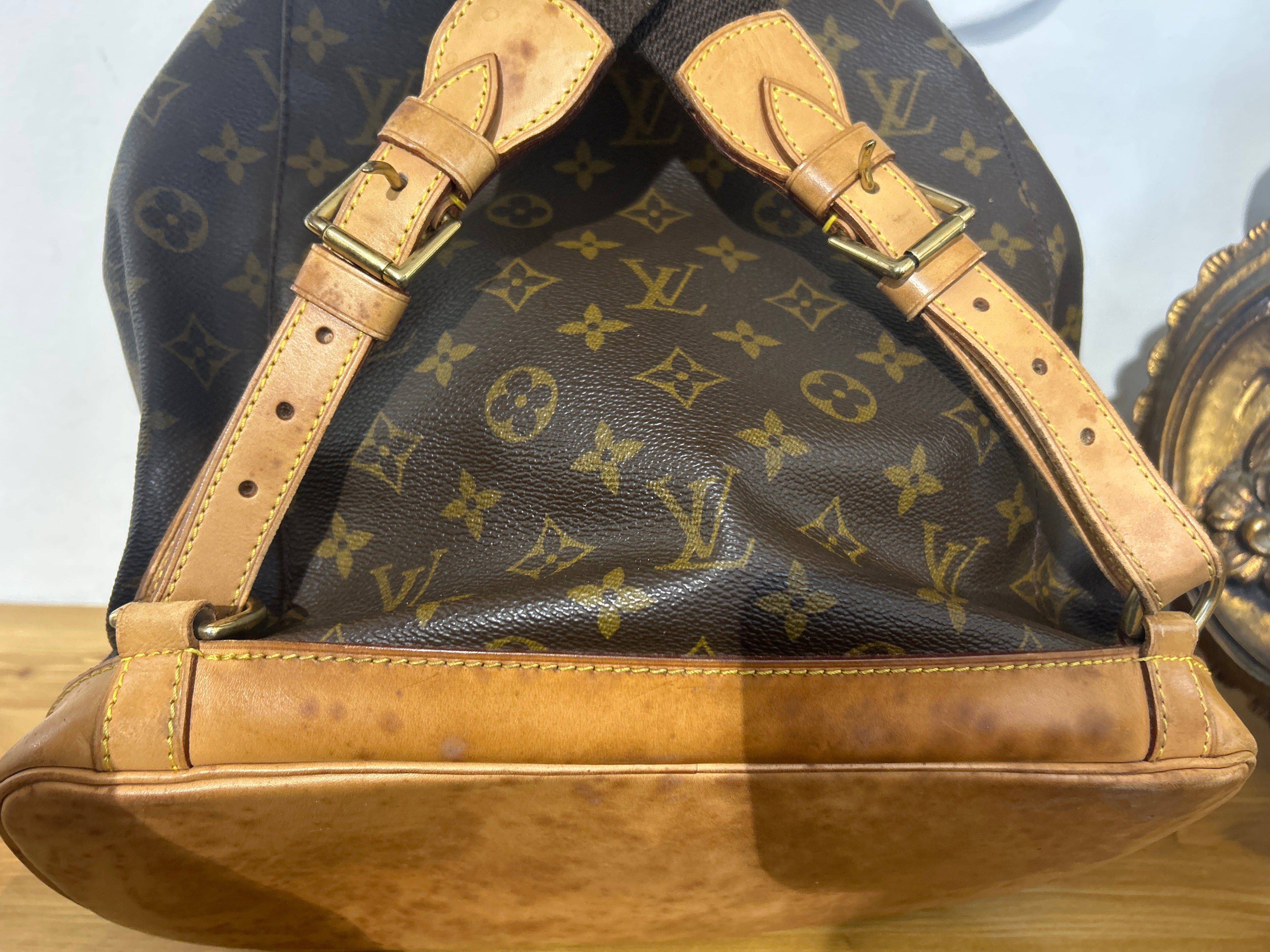 Louis Vuitton Montsouris GM