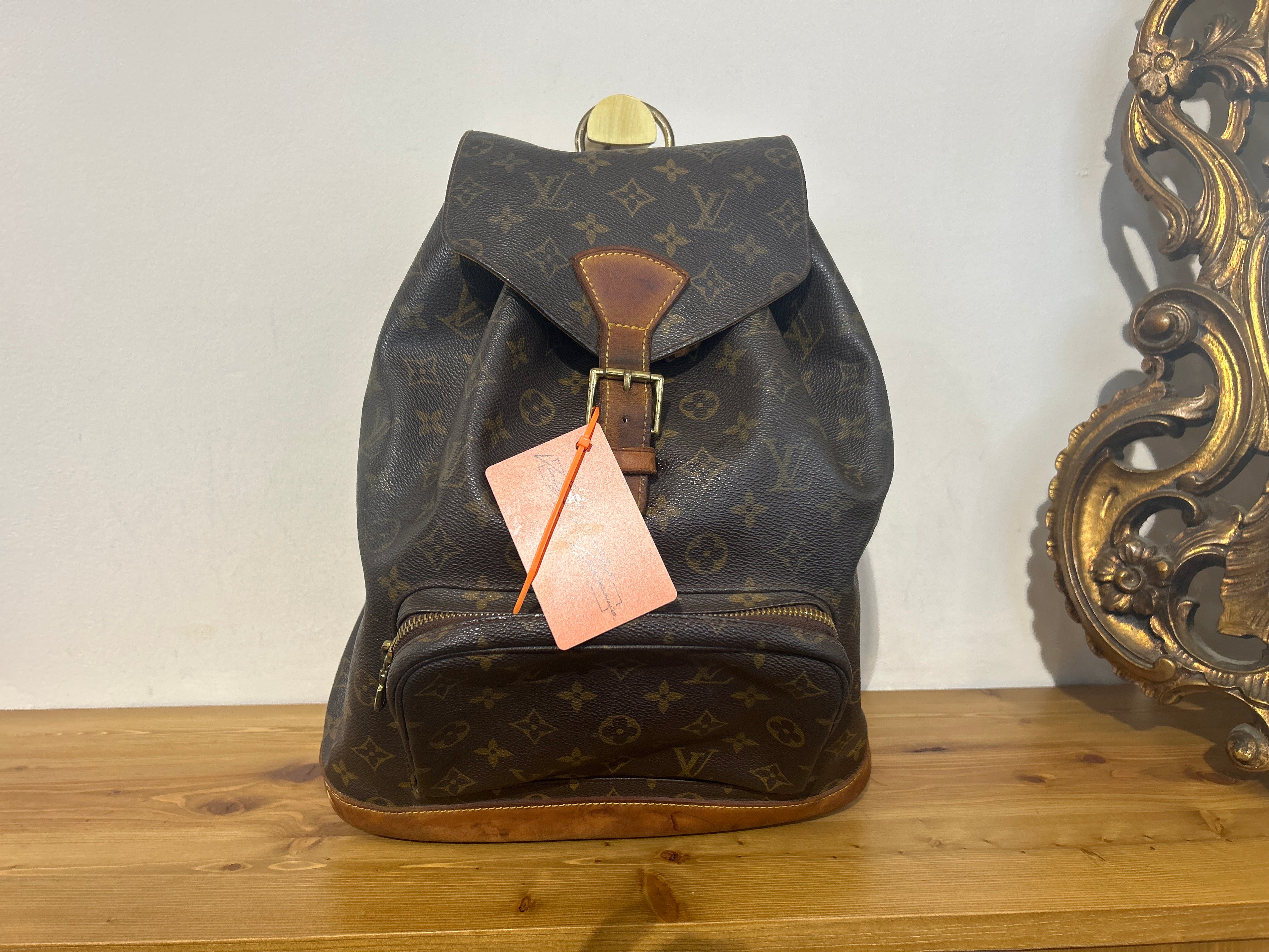 Louis Vuitton Montsouirs GM