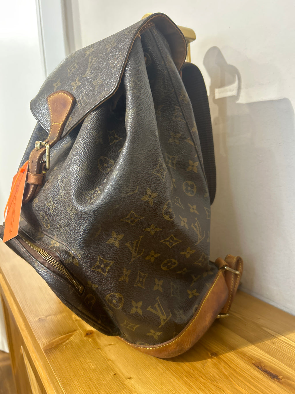 Louis Vuitton Montsouirs GM