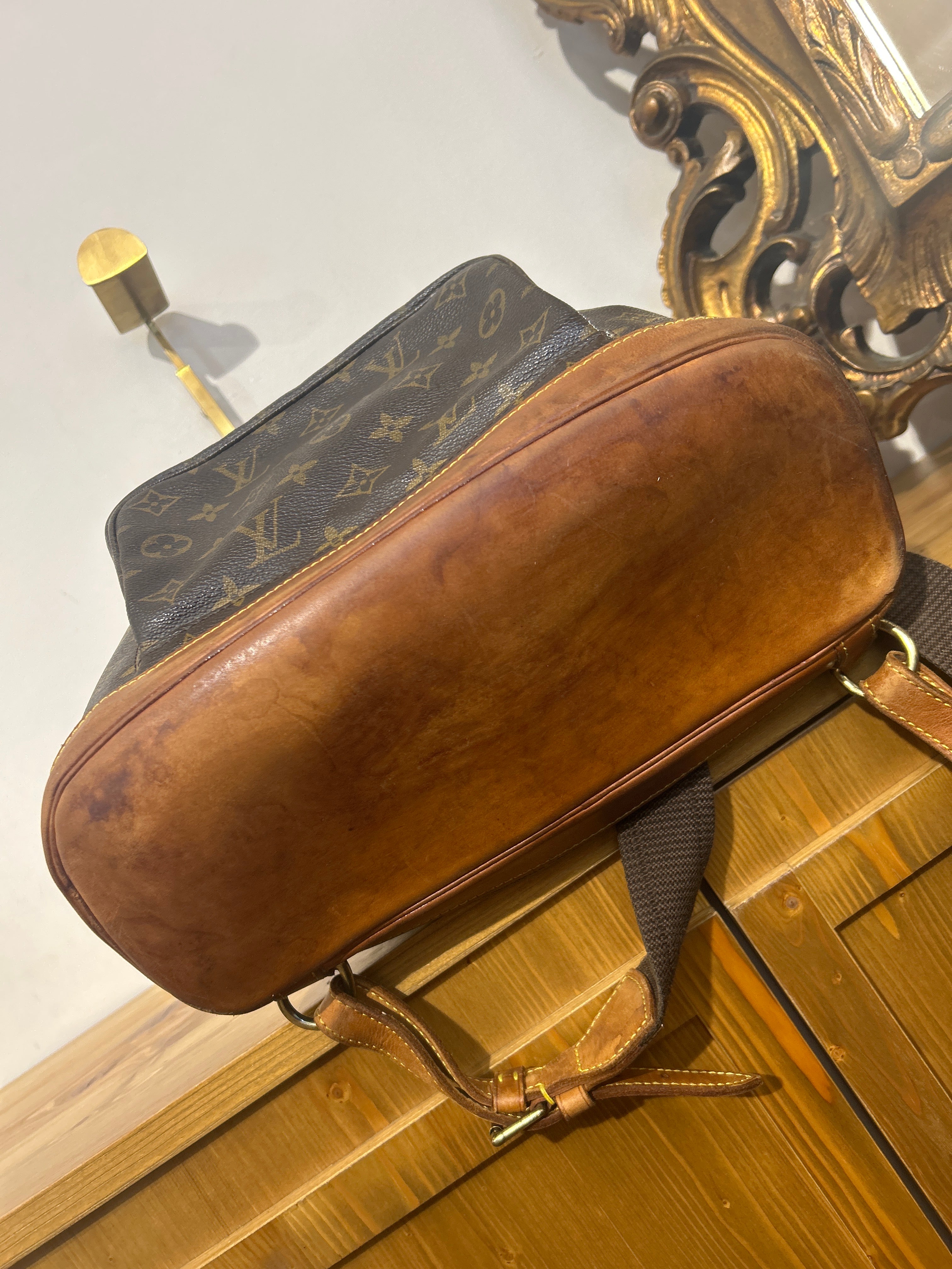 Louis Vuitton Montsouirs GM