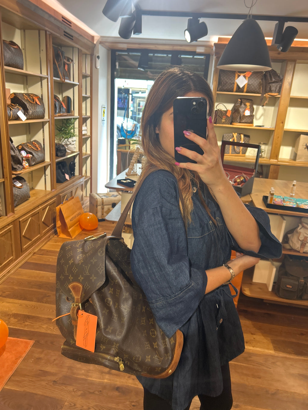 Louis Vuitton Montsouirs GM