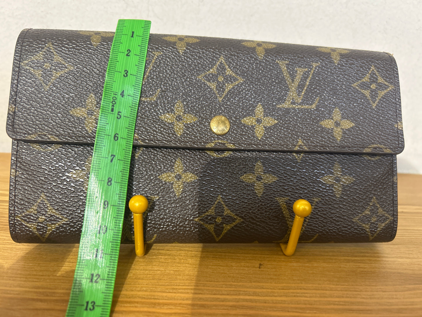 Louis Vuitton Sarah Wallet