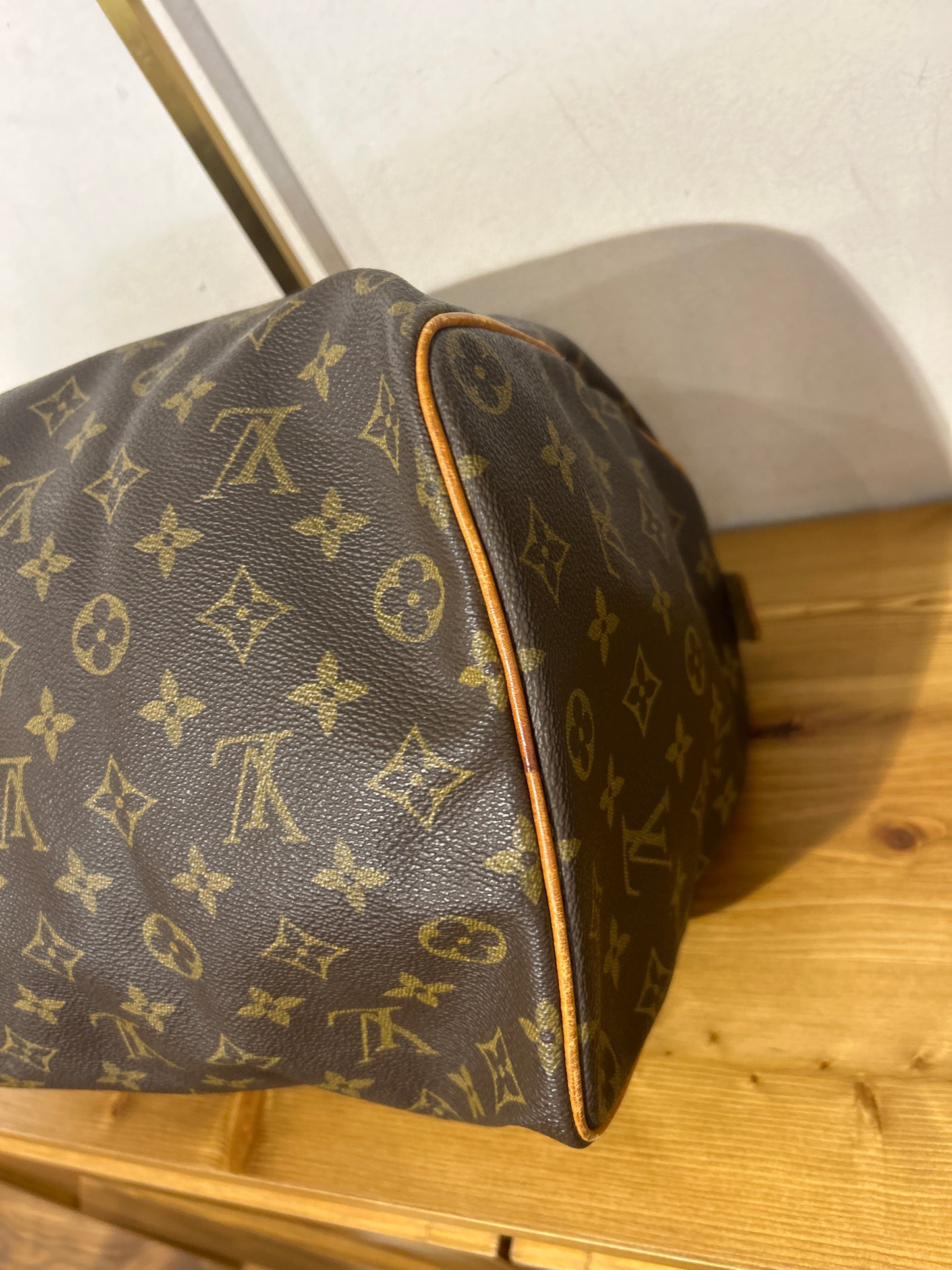 Louis Vuitton Speedy 35