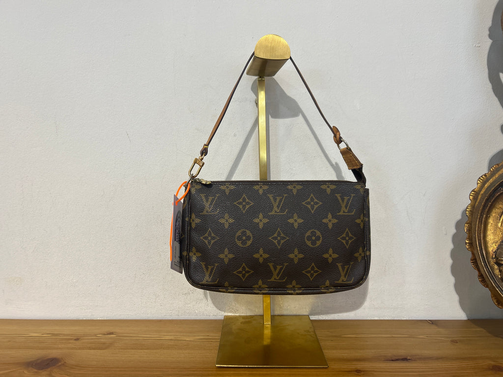 Louis Vuitton Pochette
