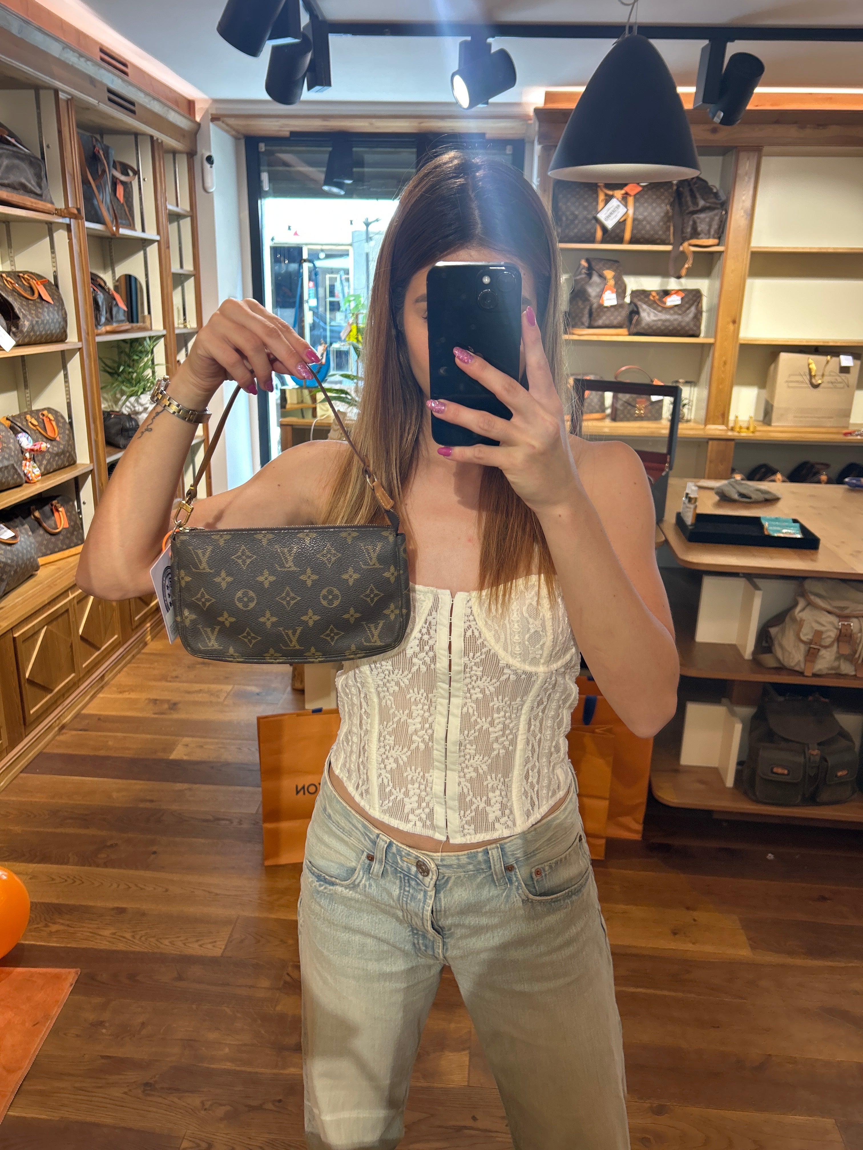 Louis Vuitton Pochette