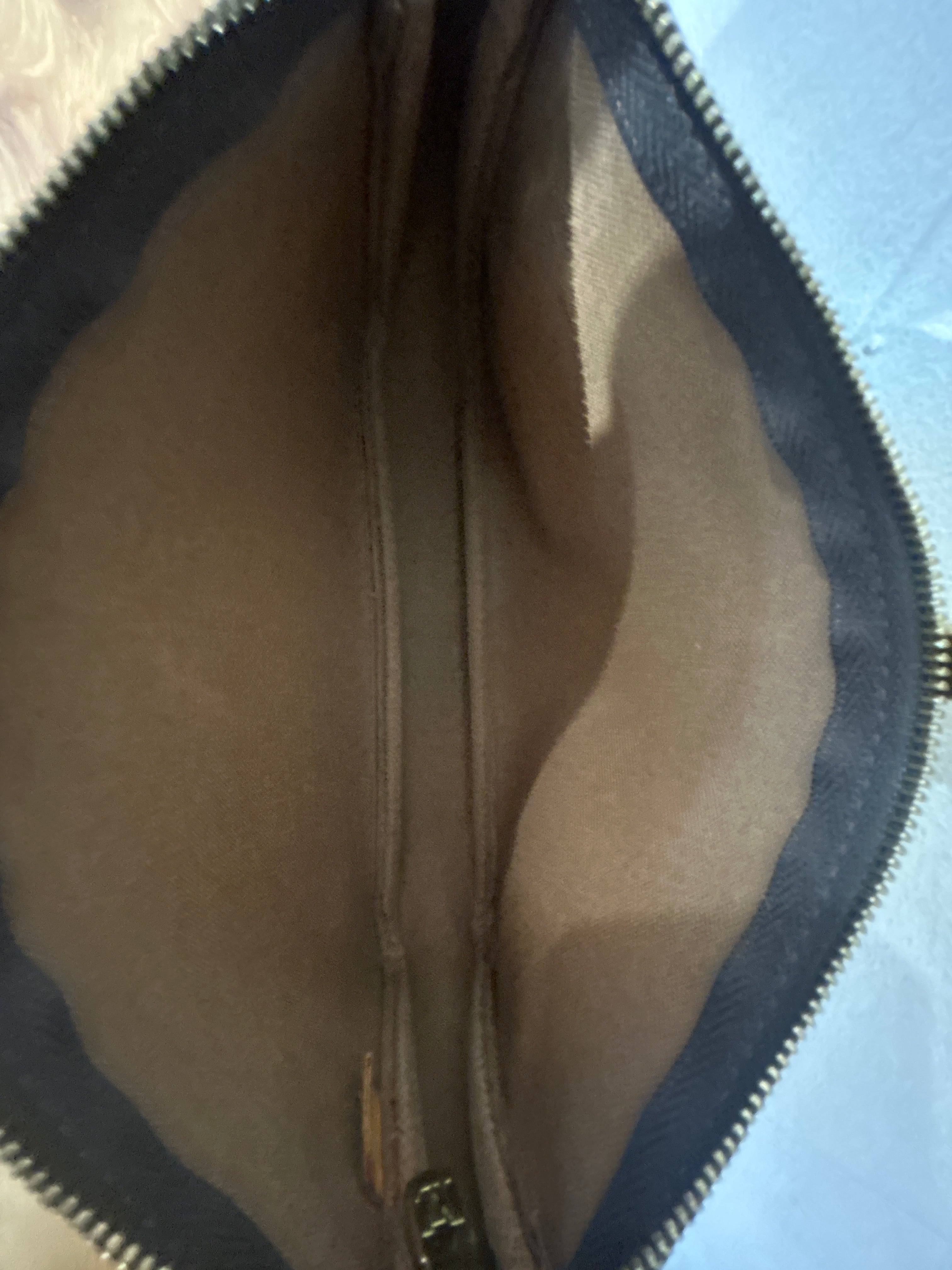 Louis Vuitton Pochette