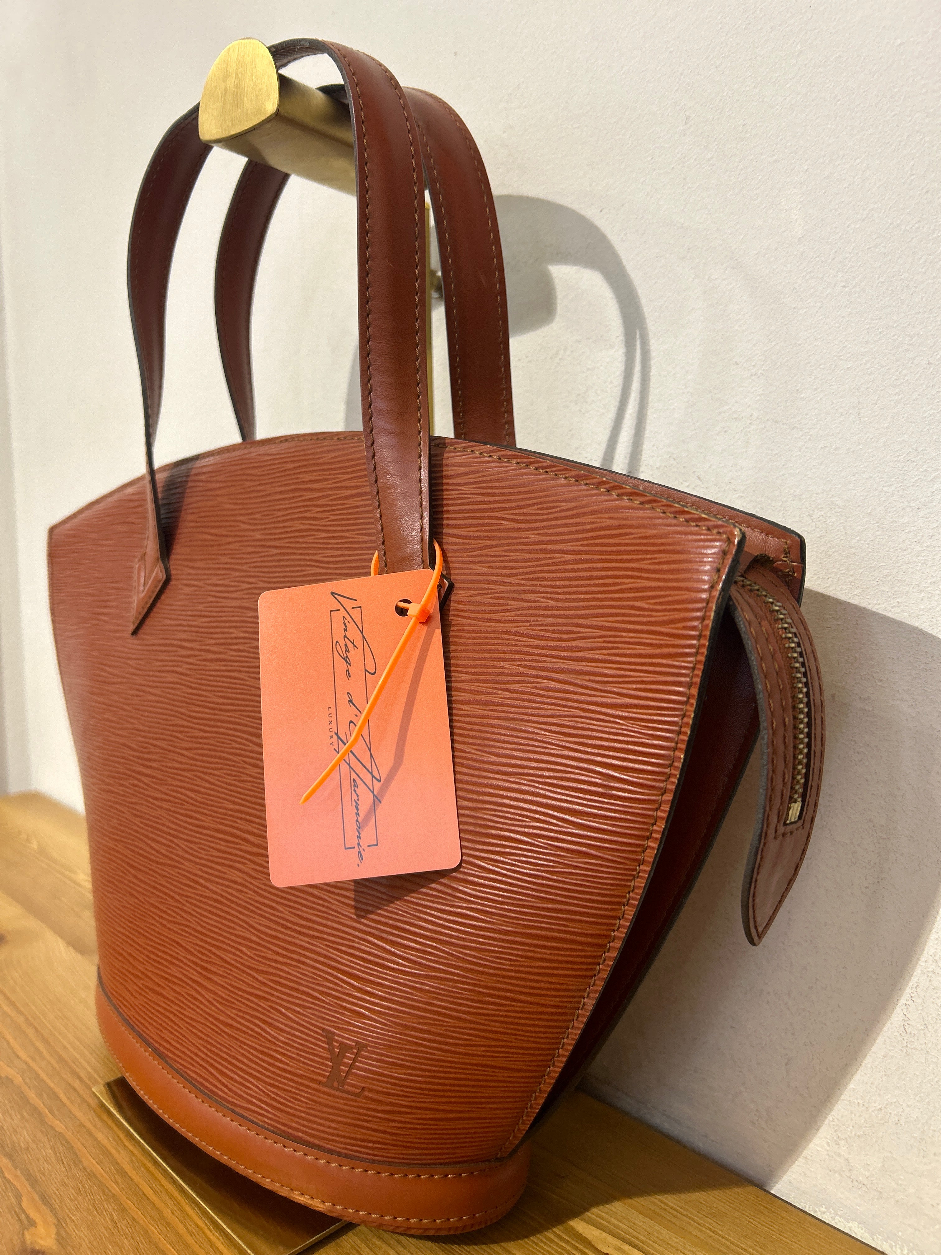 Louis Vuitton Epi Sanit Jacques Brown