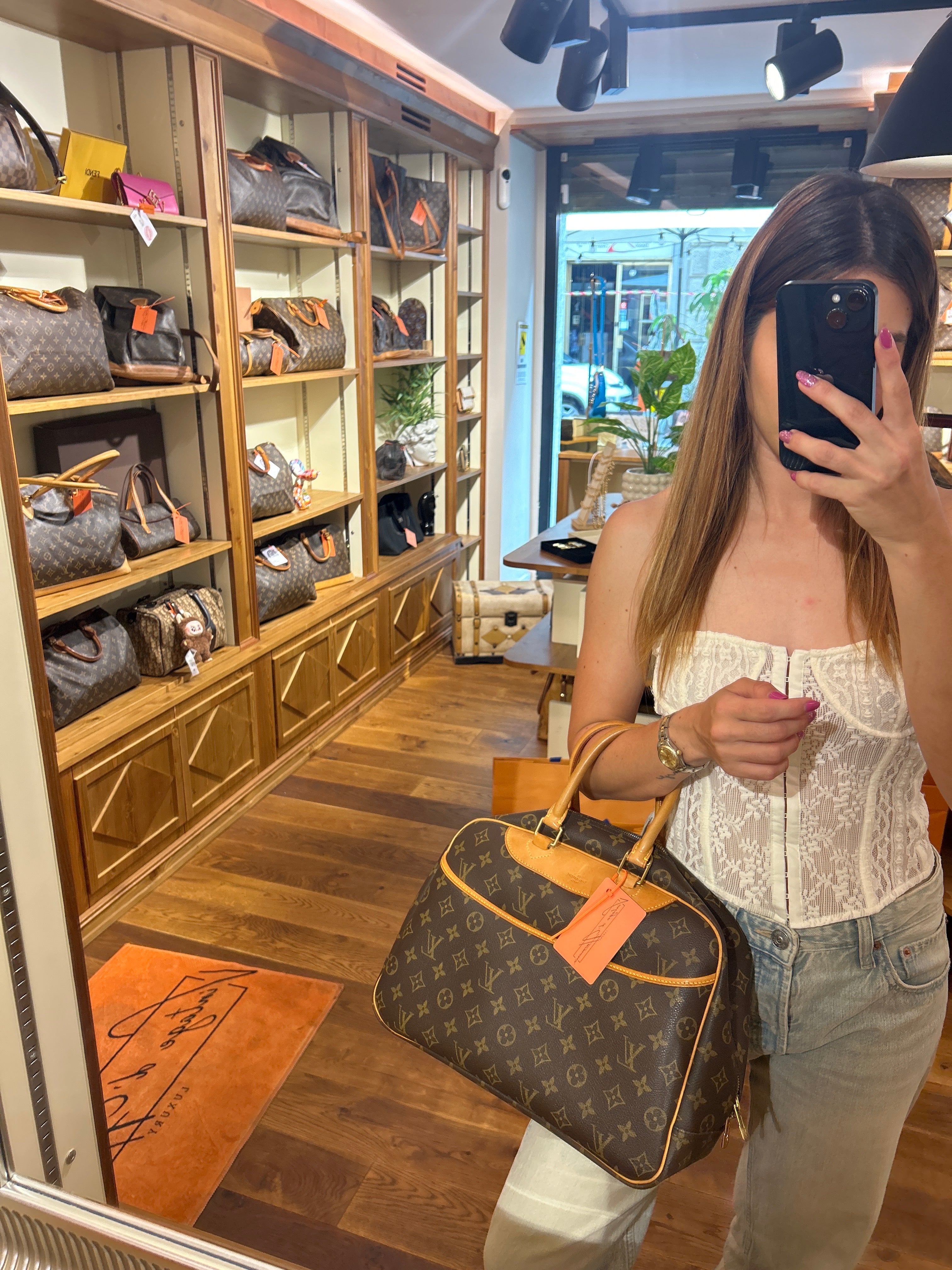 Louis Vuitton Deauville