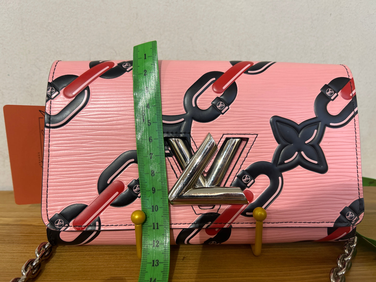 Louis Vuitton Twist Epi LIMITED