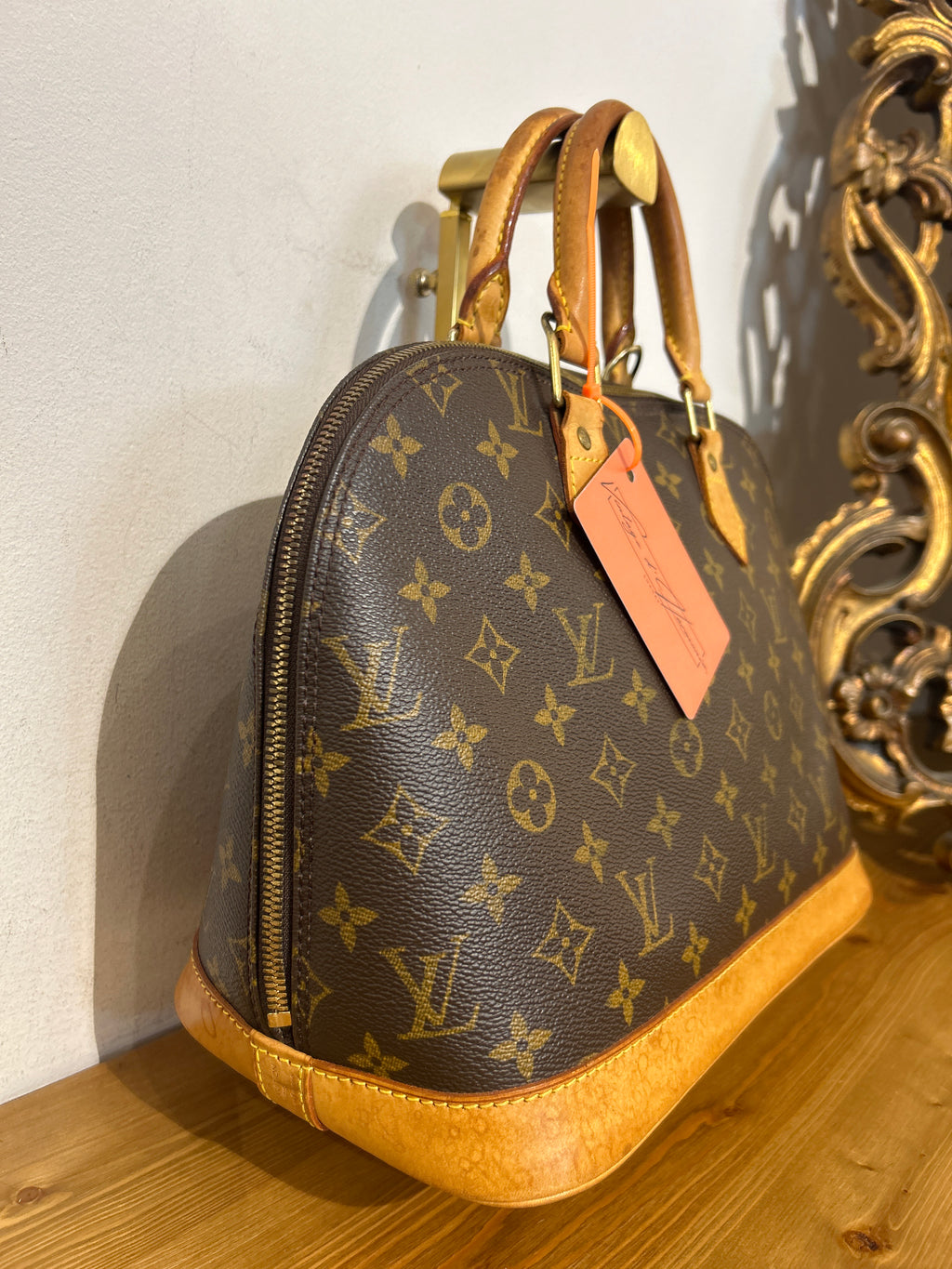 Louis Vuitton Alma